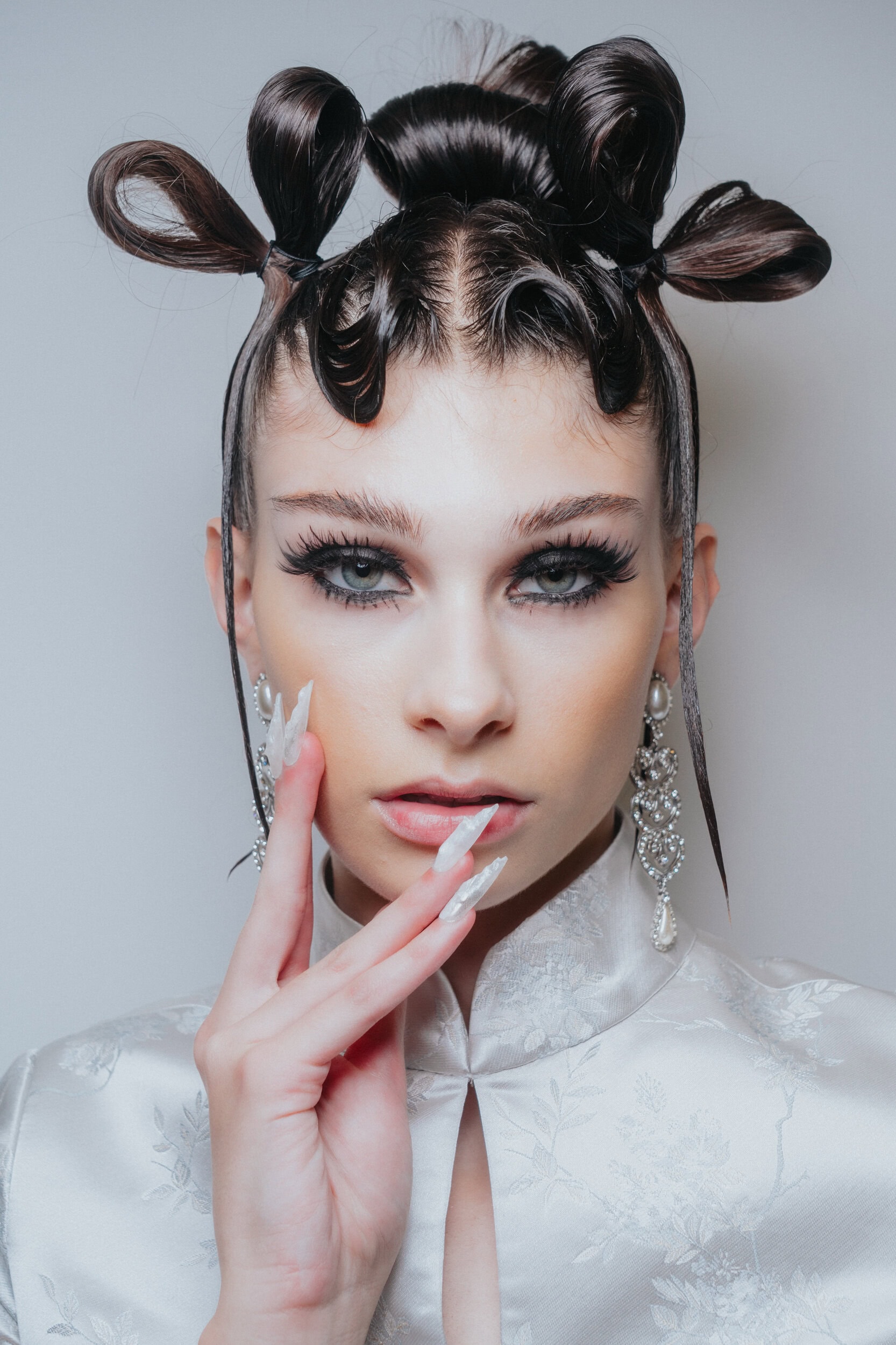 Kim Shui Spring 2027 Fashion Show Backstage