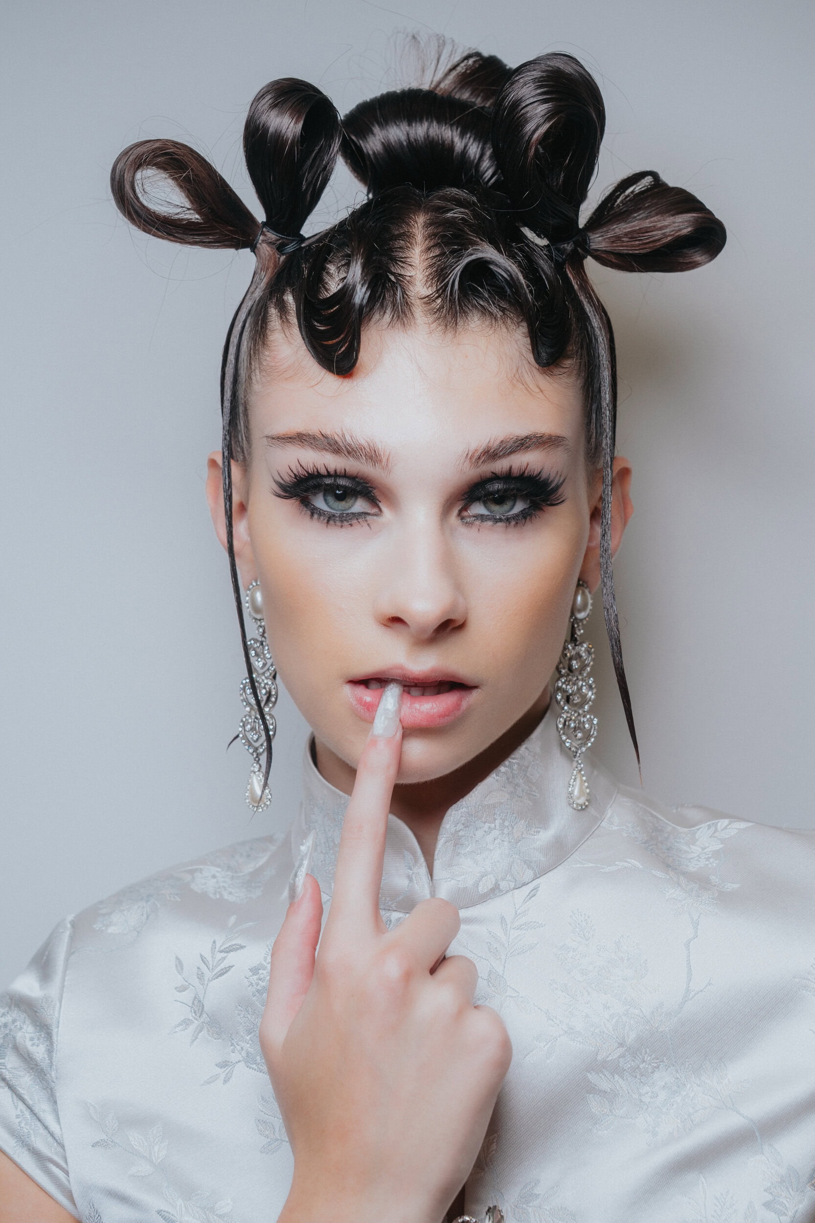 Kim Shui Spring 2027 Fashion Show Backstage