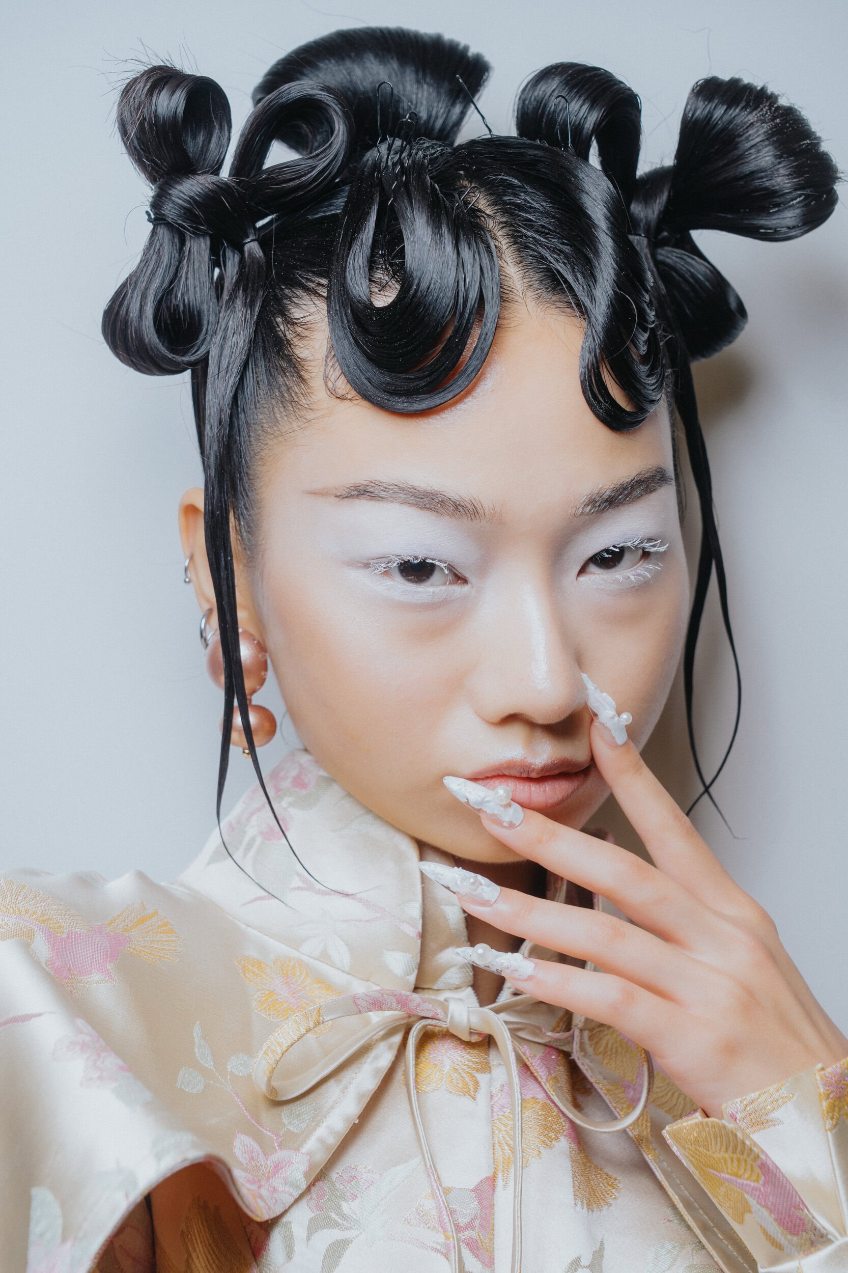 Kim Shui Spring 2027 Fashion Show Backstage