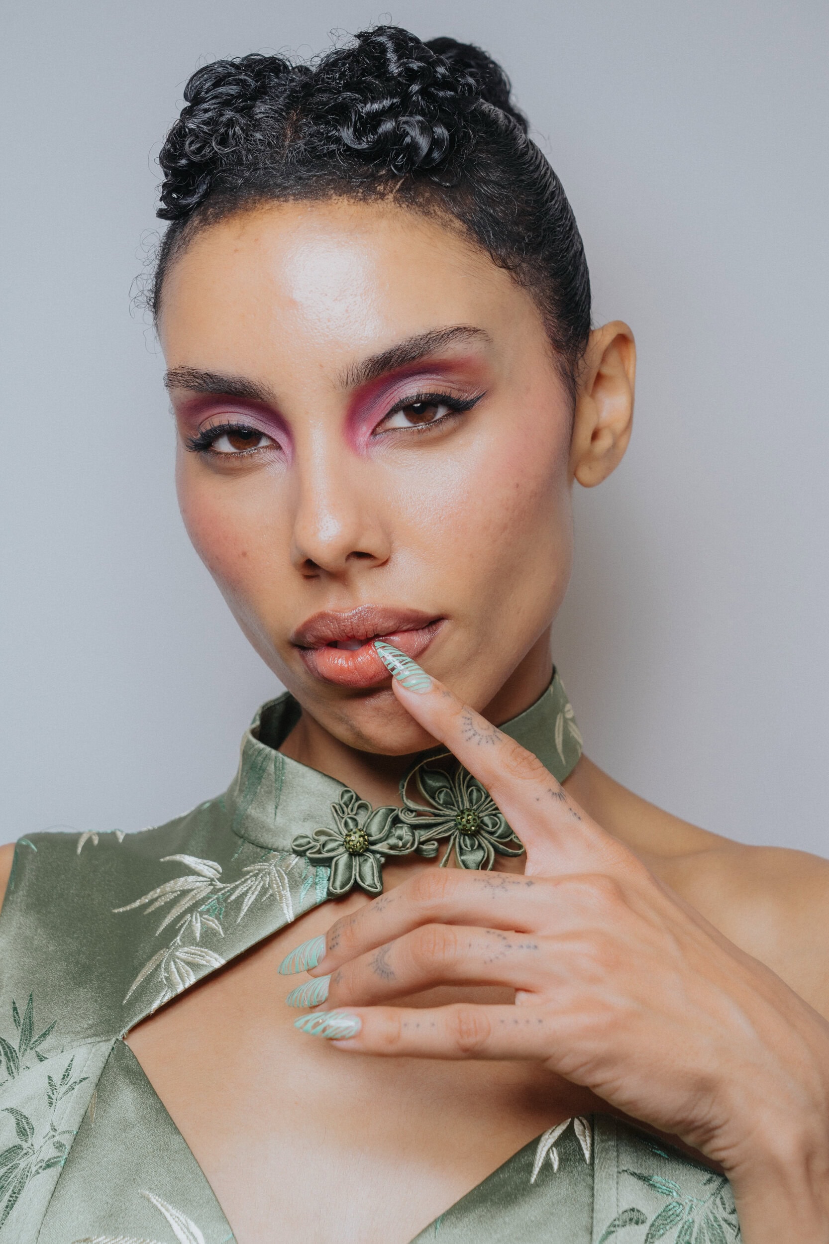 Kim Shui Spring 2027 Fashion Show Backstage