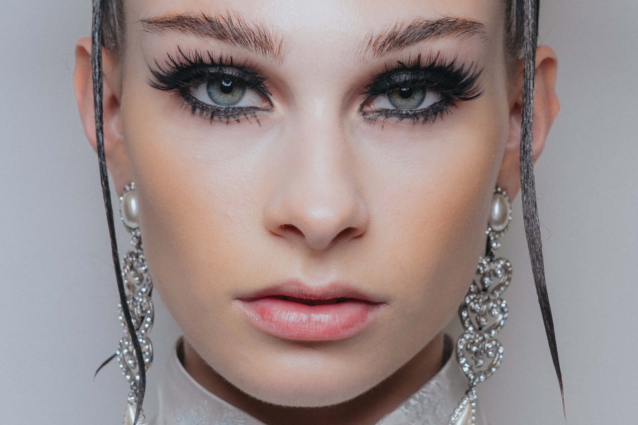 Kim Shui Spring 2027 Fashion Show Backstage