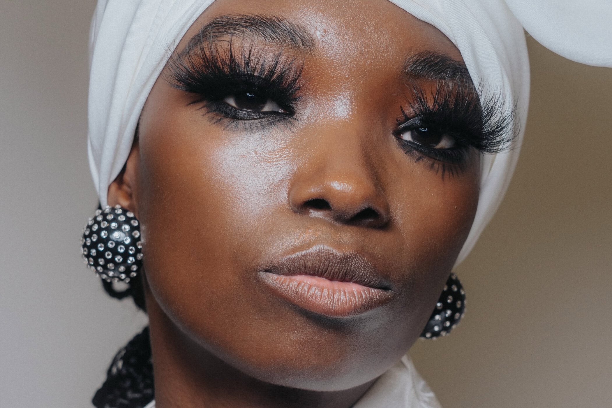 Kim Shui Spring 2027 Fashion Show Backstage