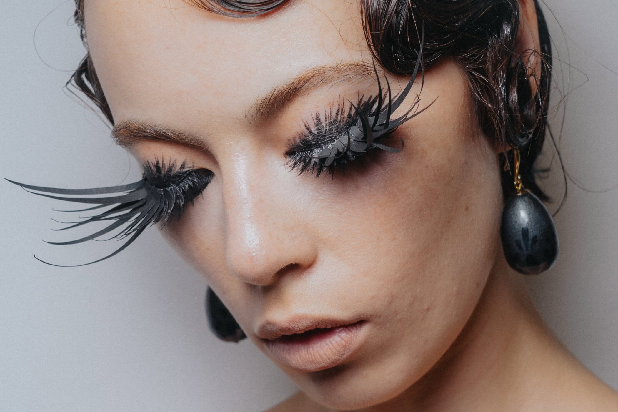 Kim Shui Spring 2027 Fashion Show Backstage