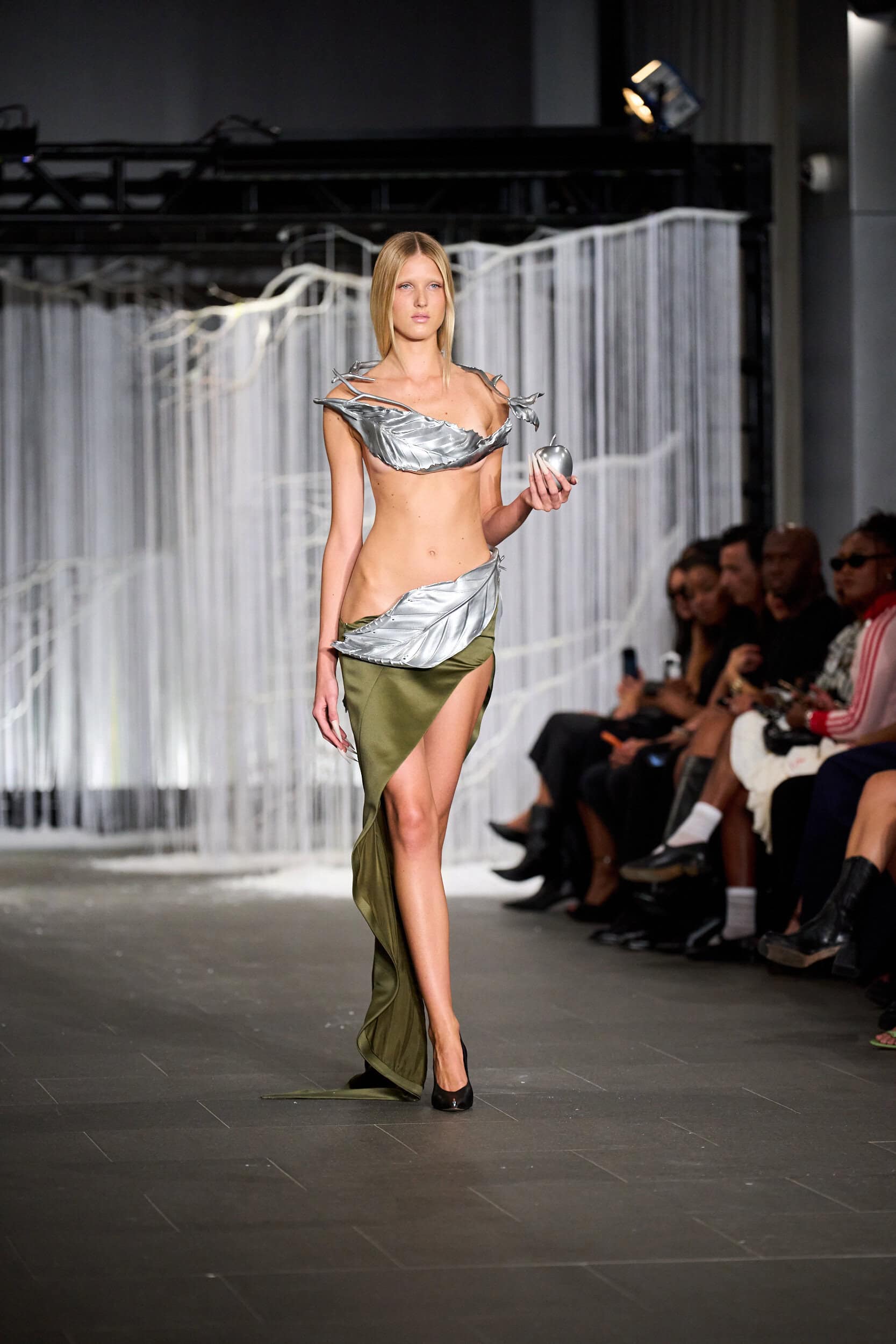 Grace Ling Spring 2027 Fashion Show Atmosphere
