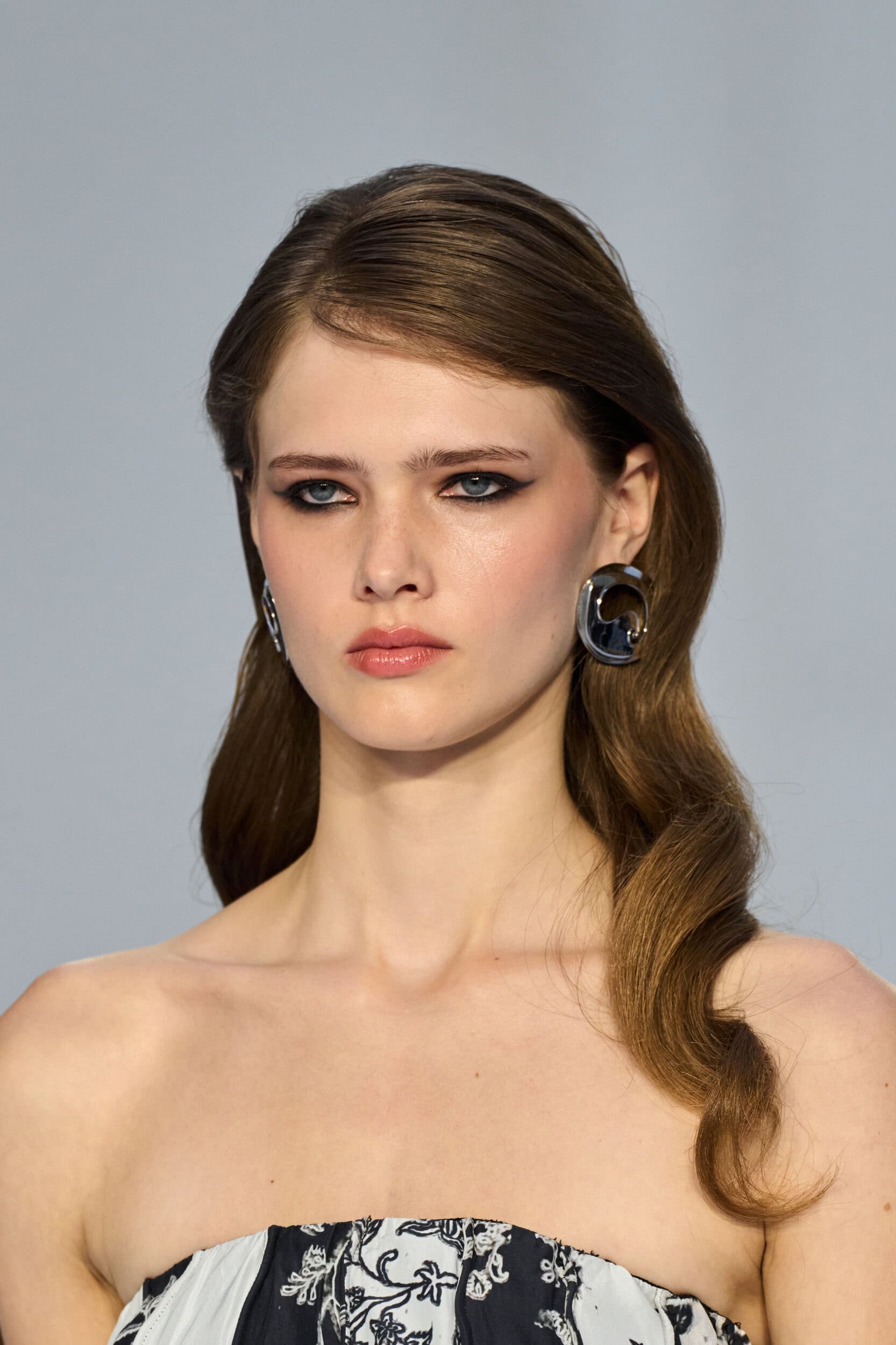 Lovebirds Spring 2027 Fashion Show Details