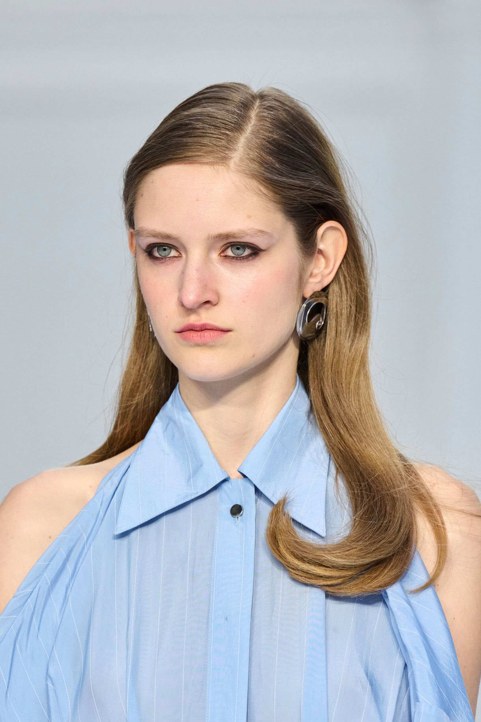 Lovebirds Spring 2027 Fashion Show Details