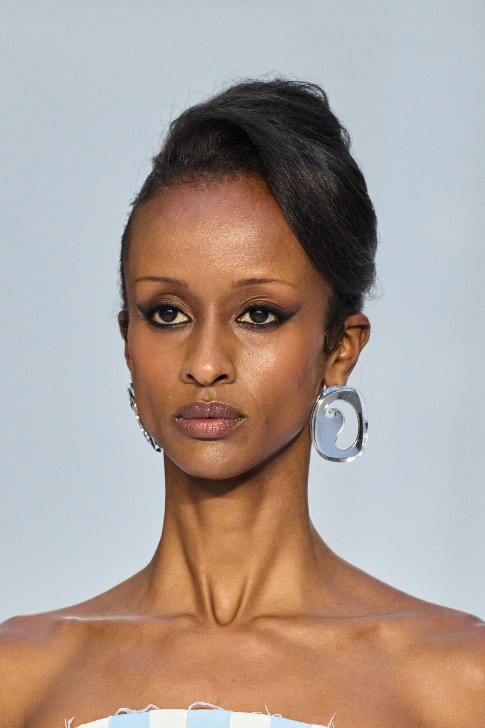 Lovebirds Spring 2027 Fashion Show Details