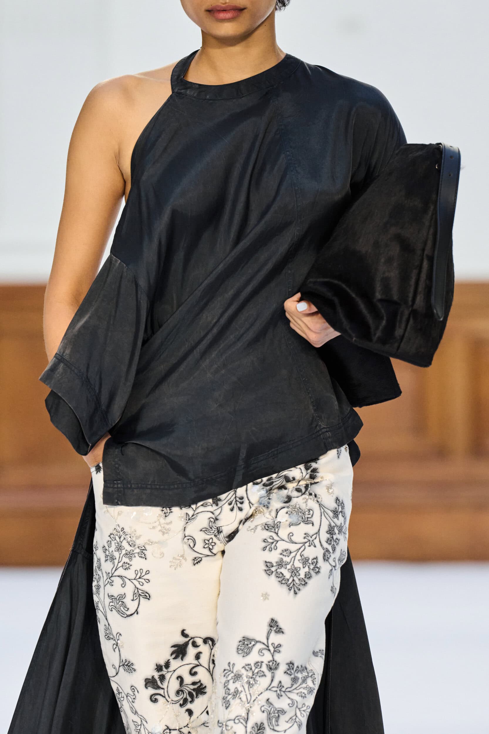Lovebirds Spring 2027 Fashion Show Details
