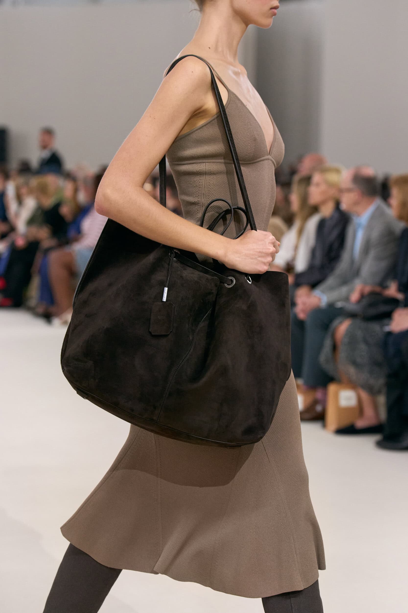 Max Mara Spring 2027 Fashion Show Details