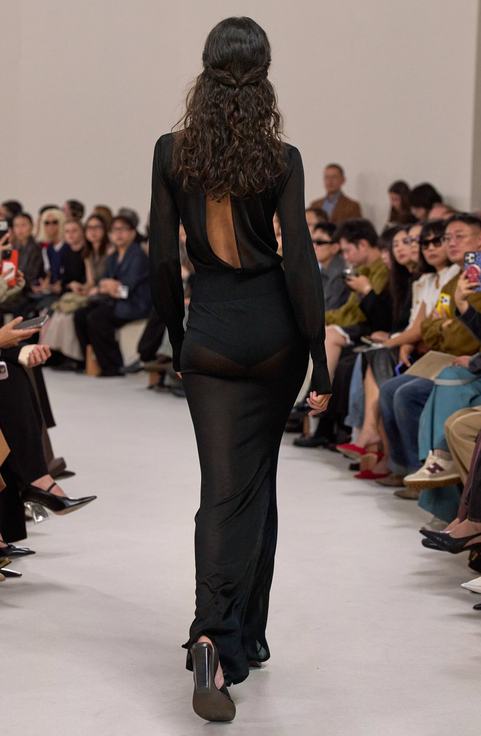 Max Mara Spring 2027 Fashion Show Details