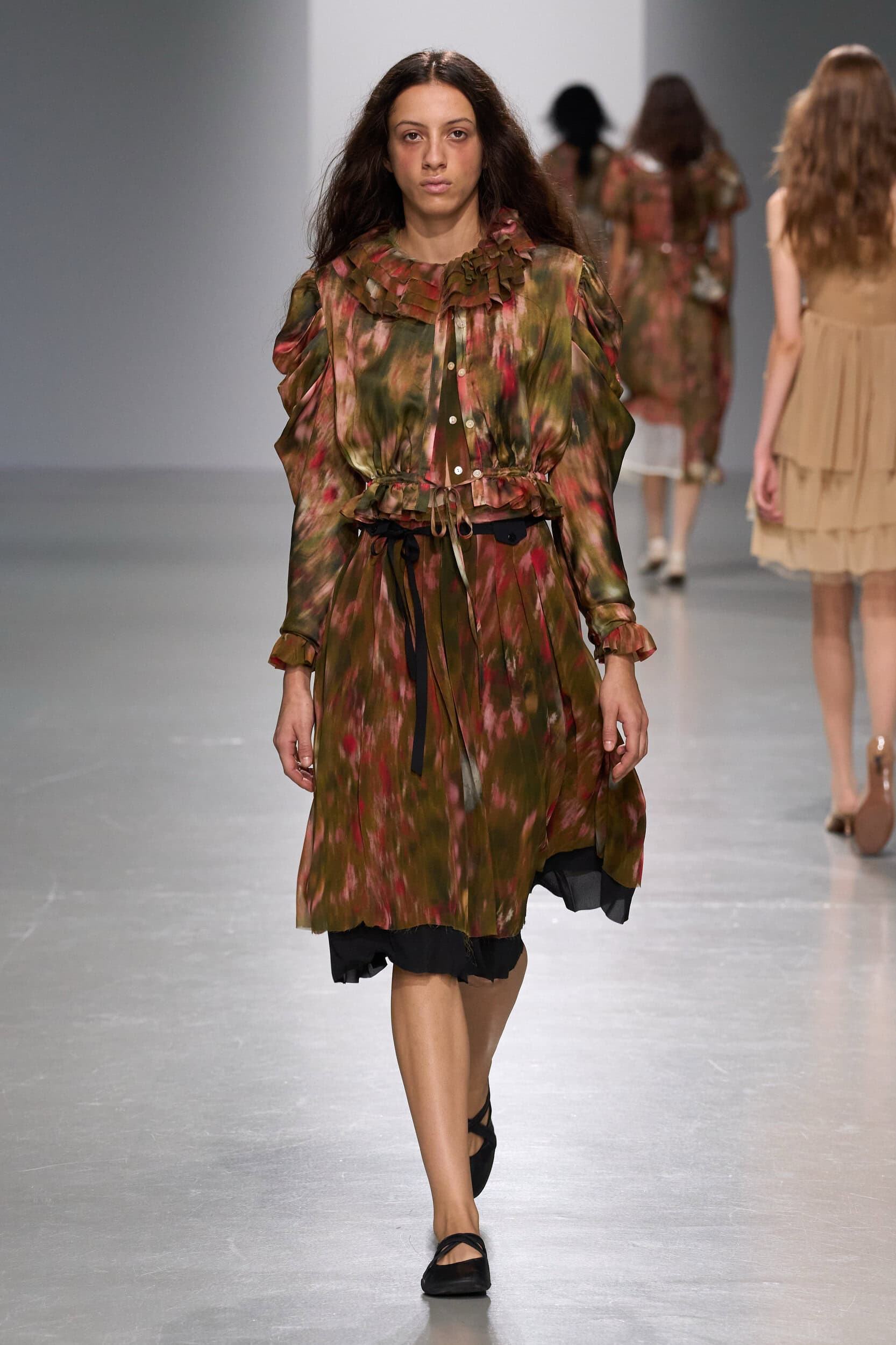 Meruert Tolegen Spring 2027 Fashion Show