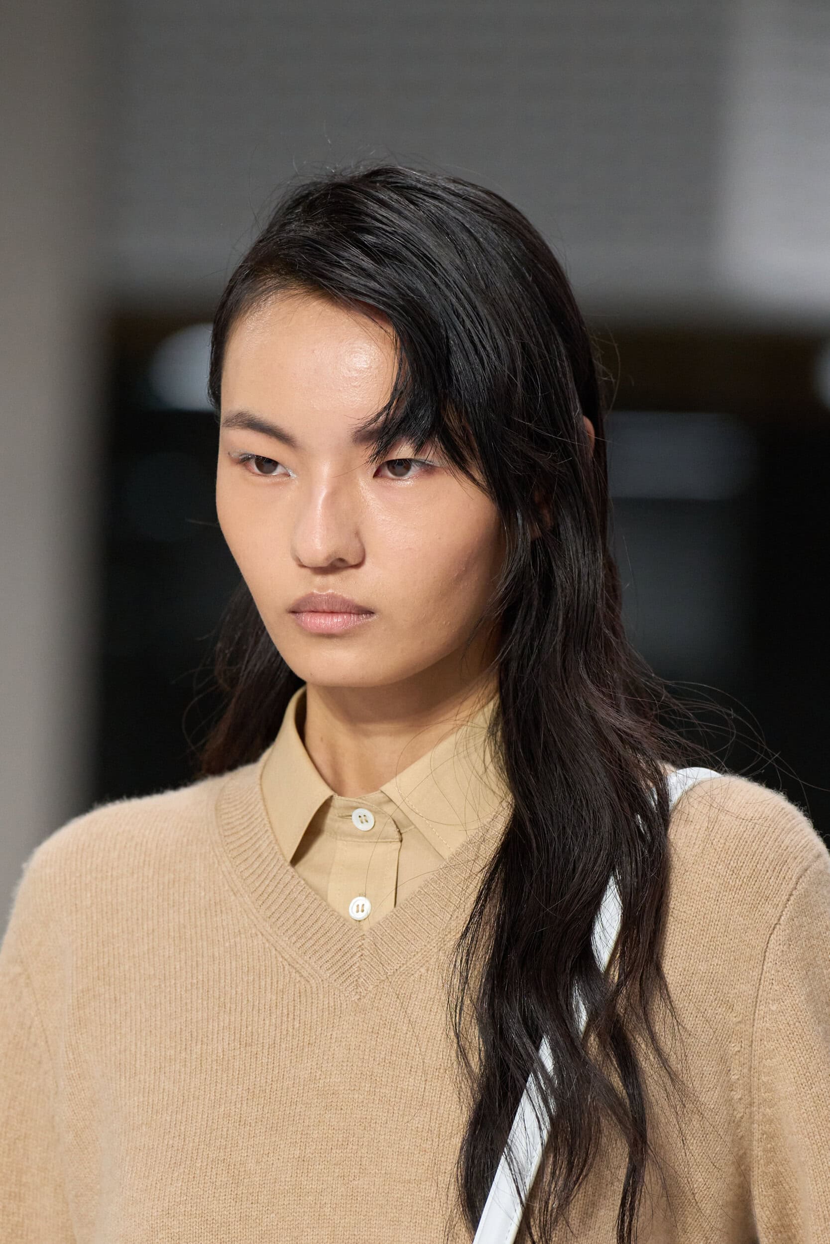 Mulberry Spring 2027 Fashion Show Details