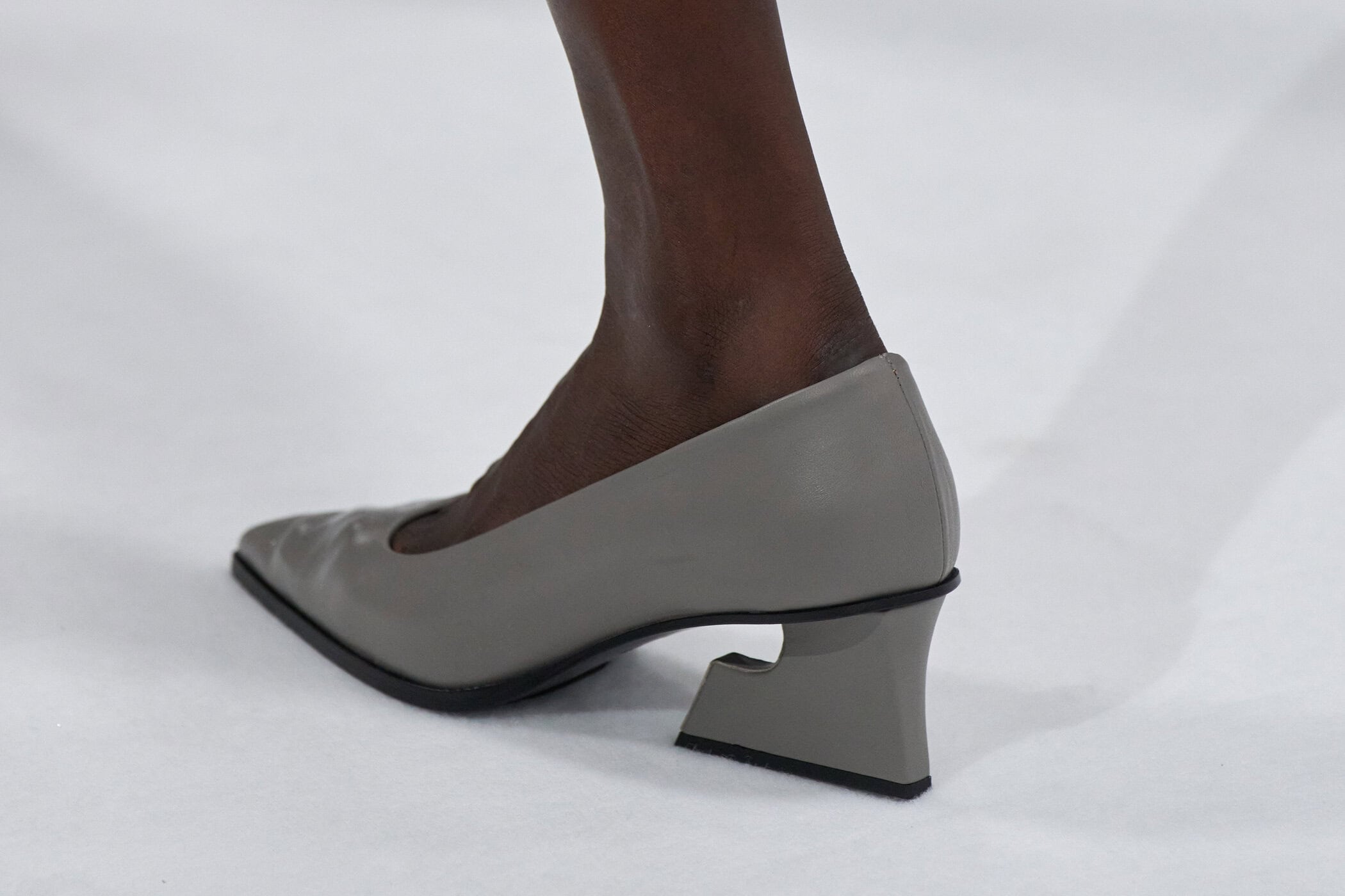 Mulberry Spring 2027 Fashion Show Details