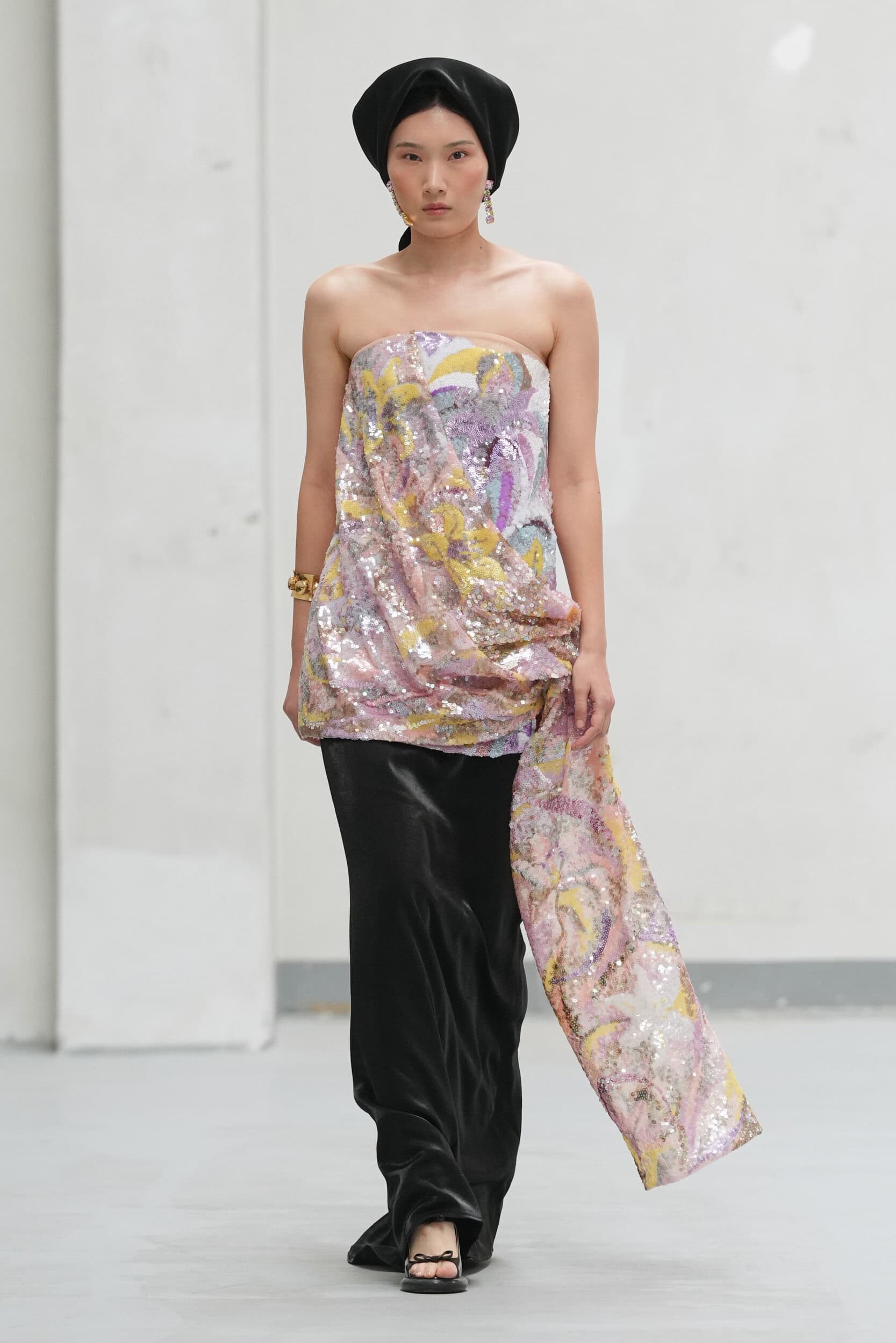 Phan Dang Hoang Spring 2027 Fashion Show