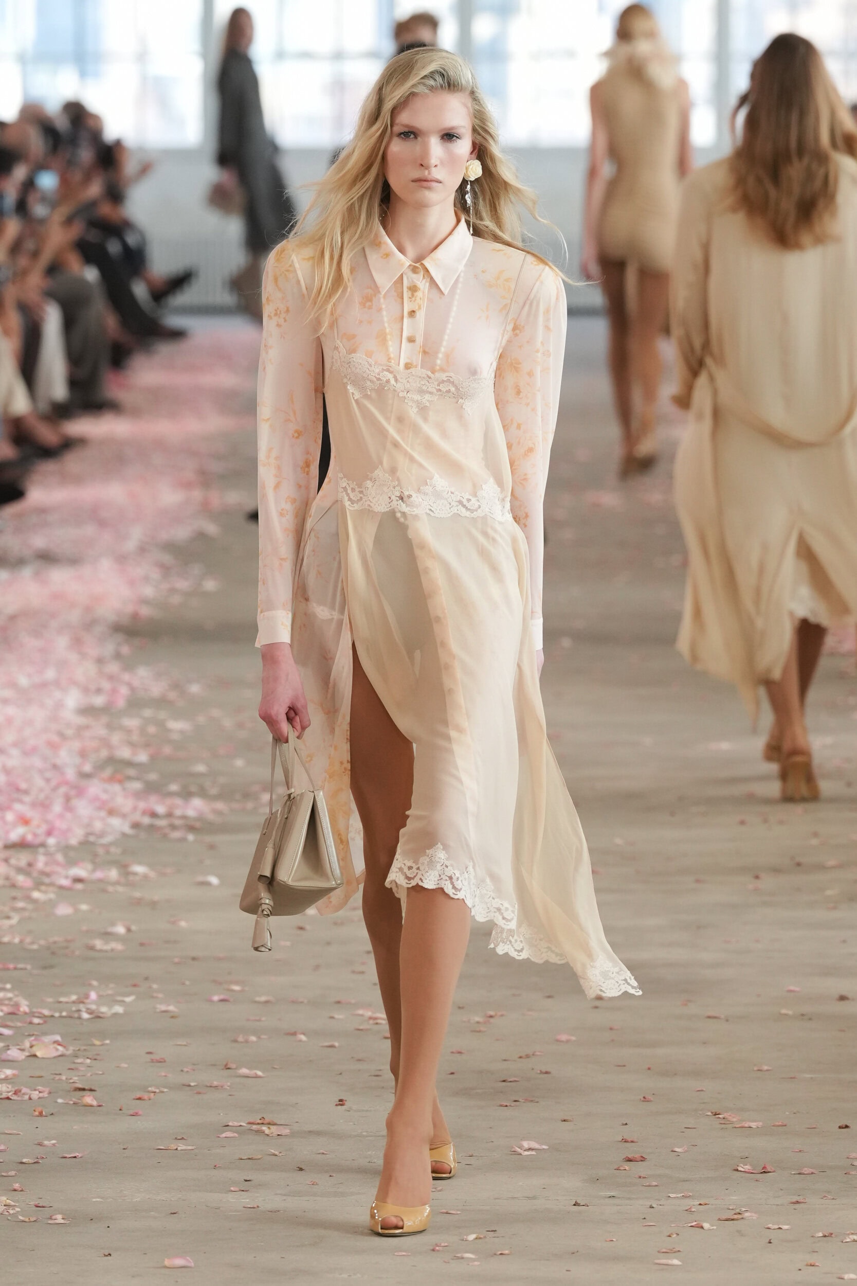 Magda Butrym Spring 2027 Fashion Show