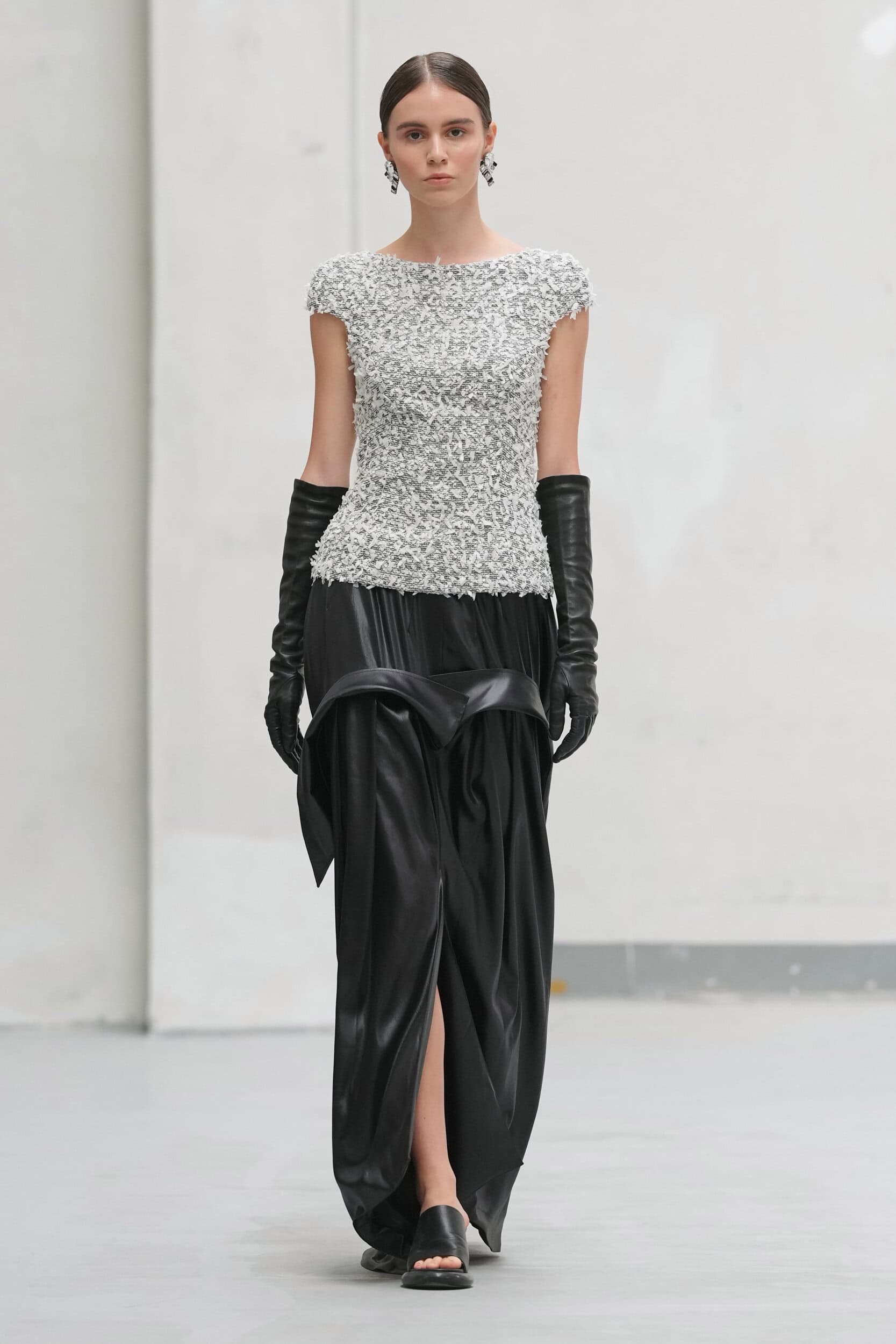 Phan Dang Hoang Spring 2027 Fashion Show