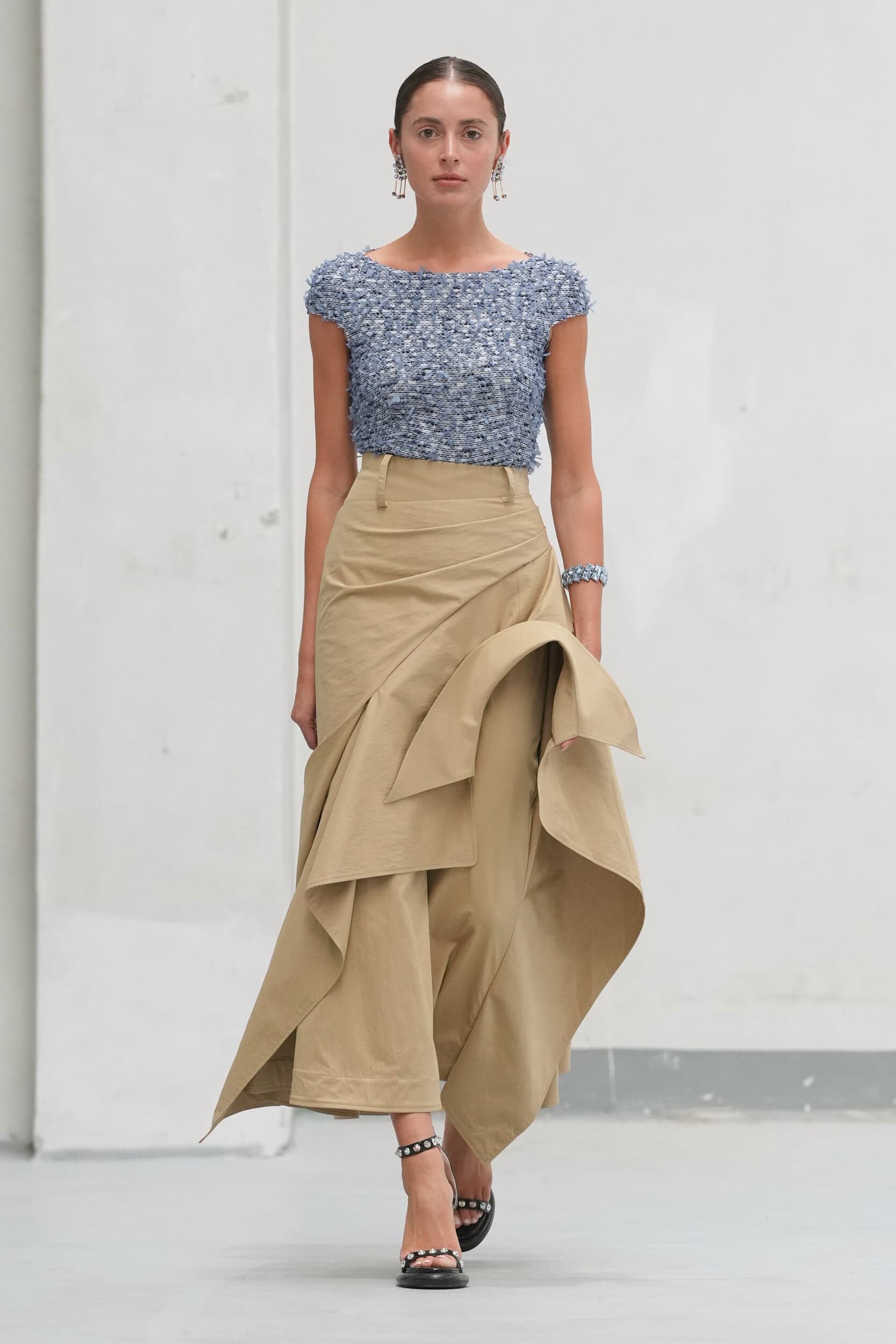 Phan Dang Hoang Spring 2027 Fashion Show
