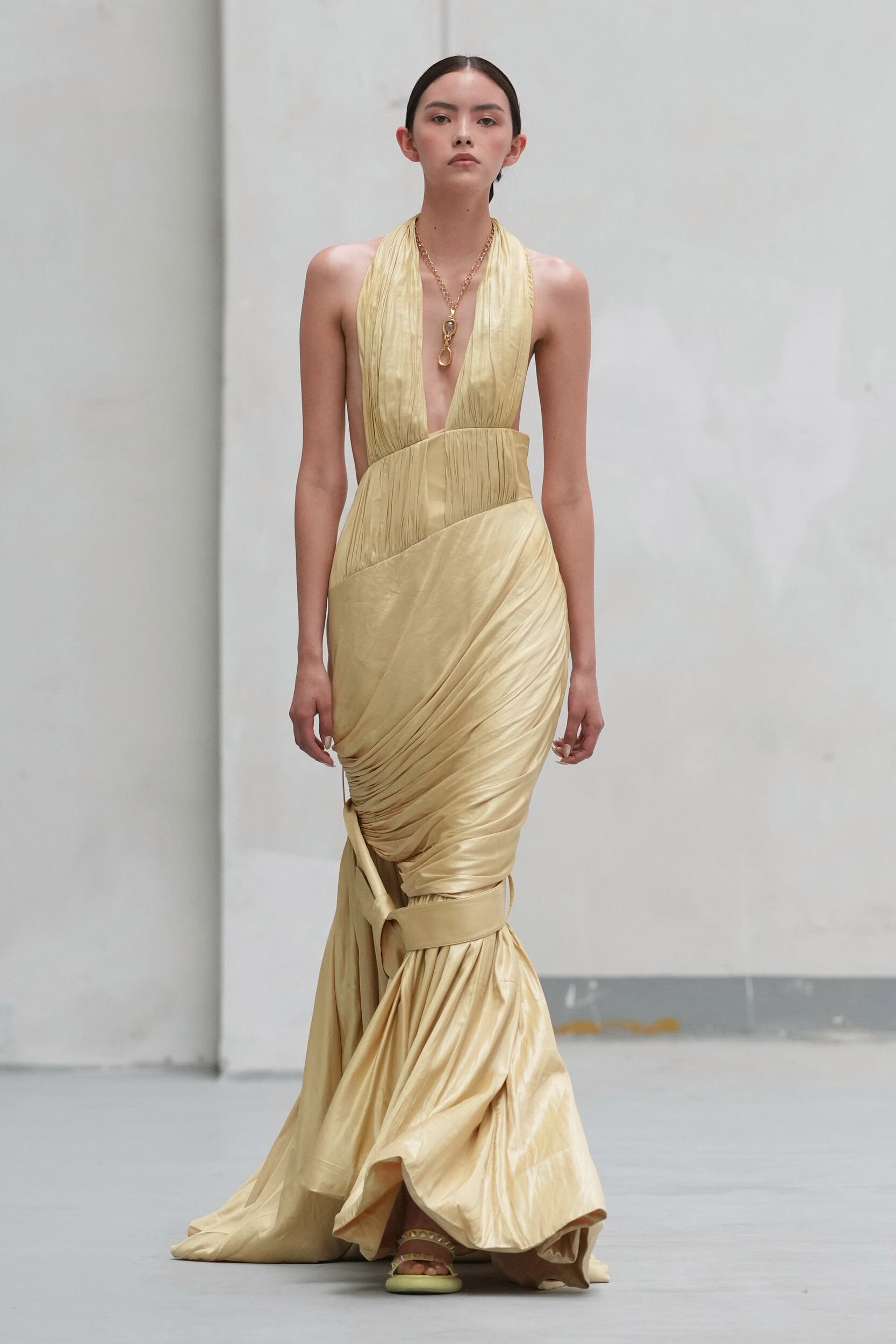 Phan Dang Hoang Spring 2027 Fashion Show