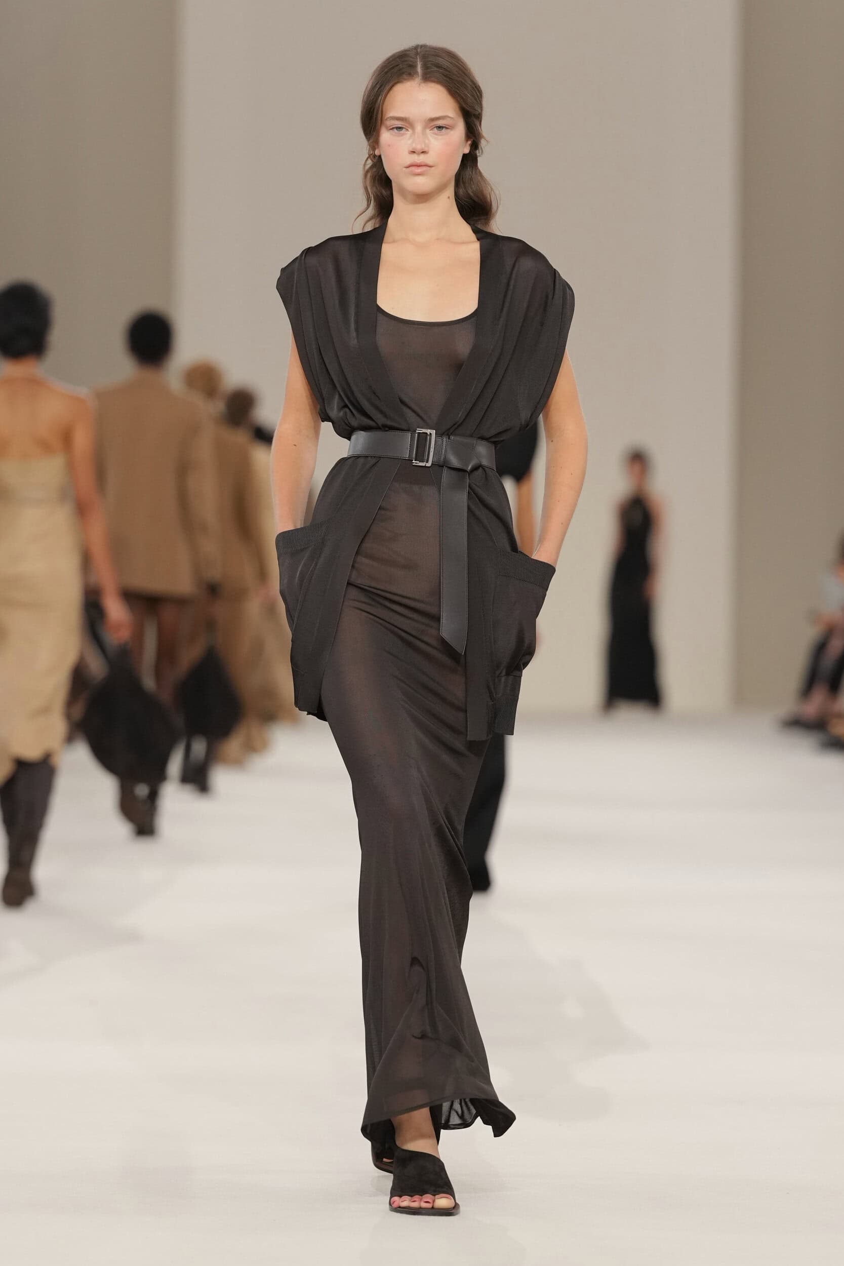 Max Mara Spring 2027 Fashion Show
