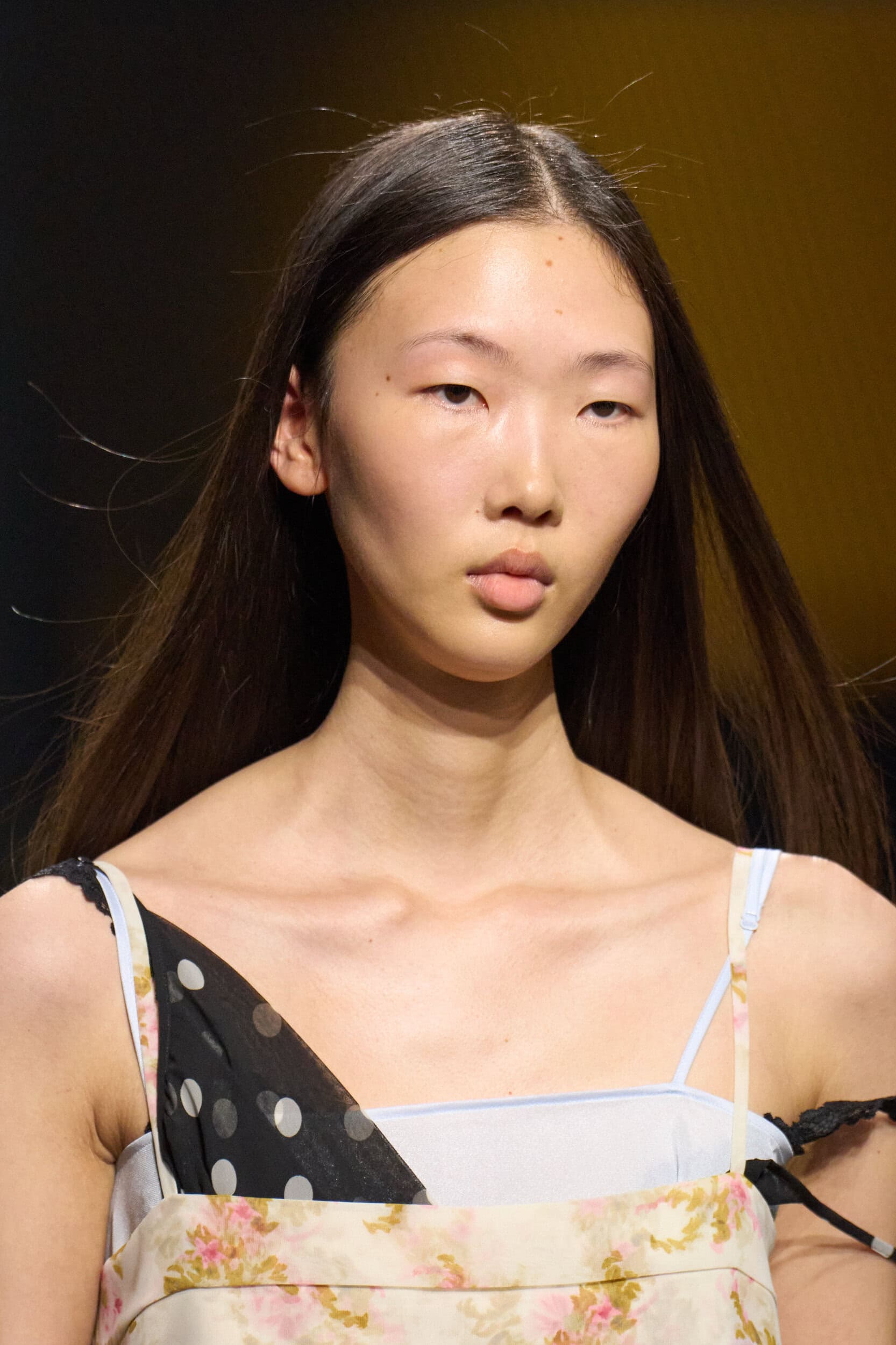 Onitsuka Tiger Spring 2027 Fashion Show Details