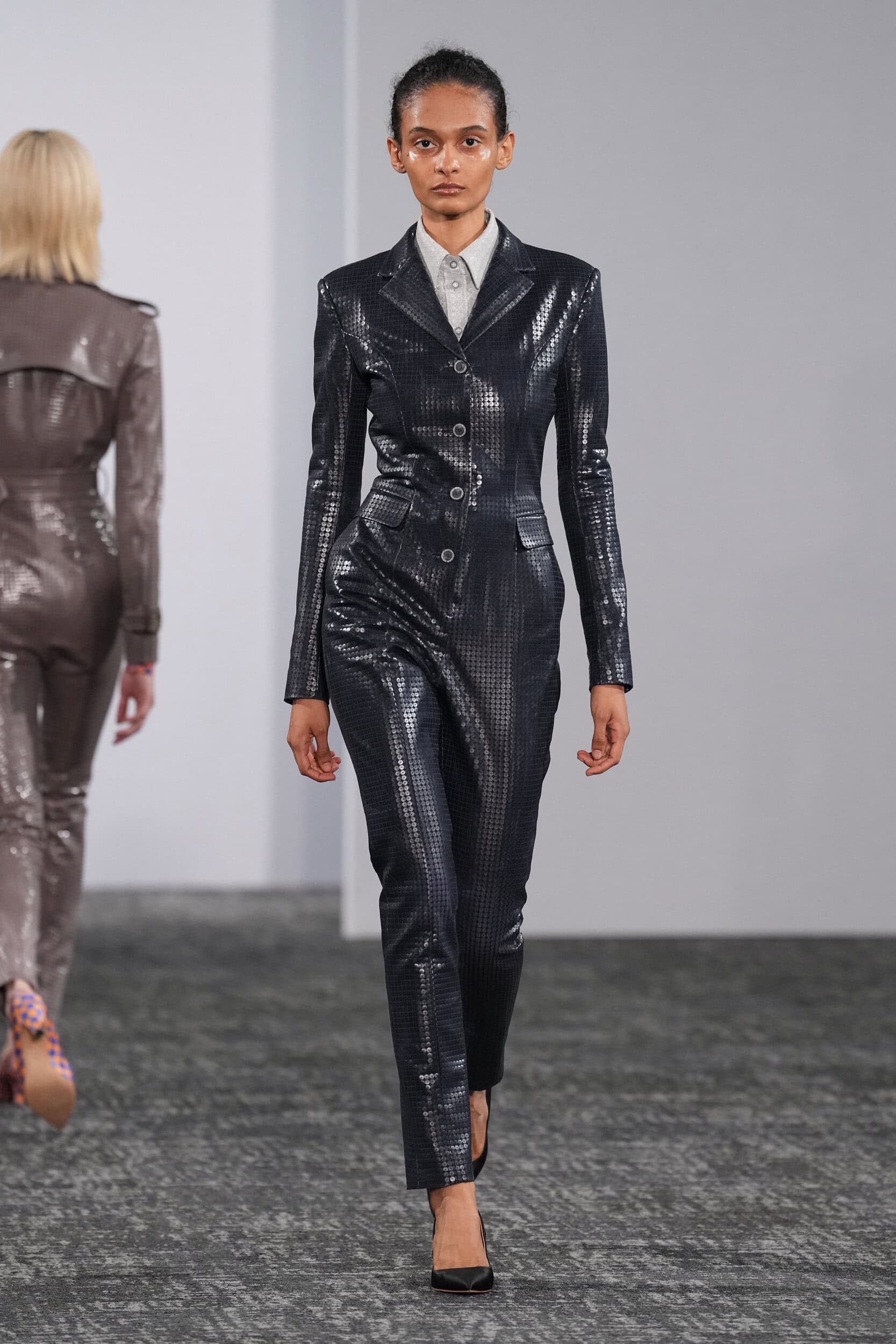 Anrealage Spring 2027 Fashion Show