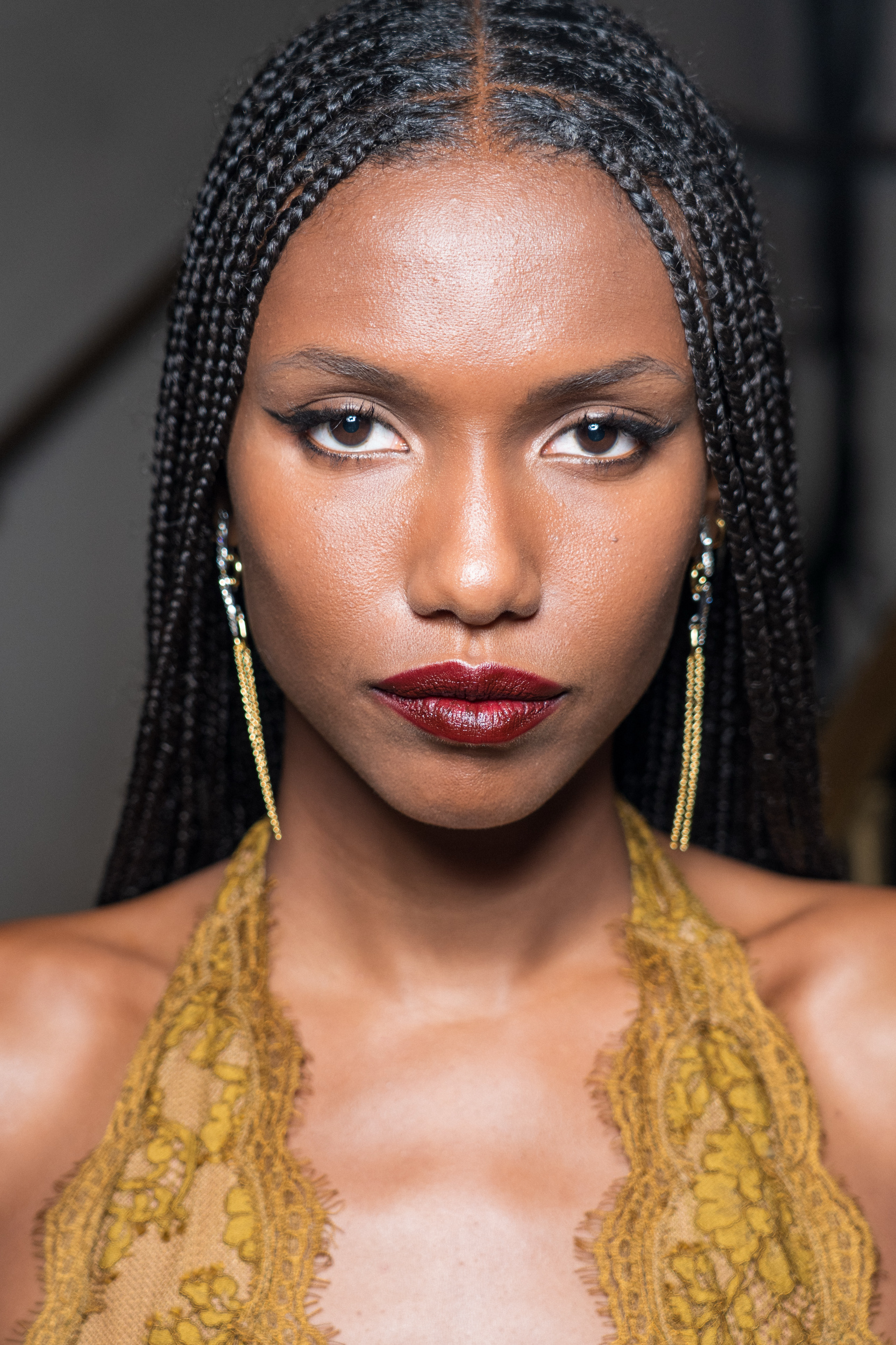 Retrofete Spring 2027 Fashion Show Backstage