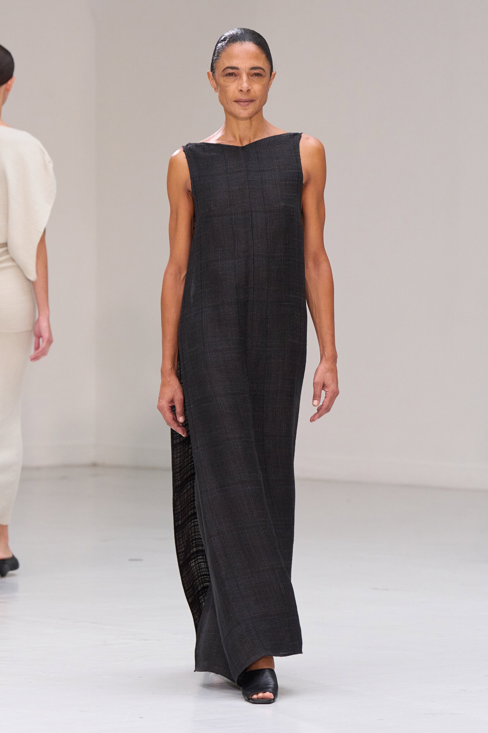 Ruohan Spring 2027 Fashion Show