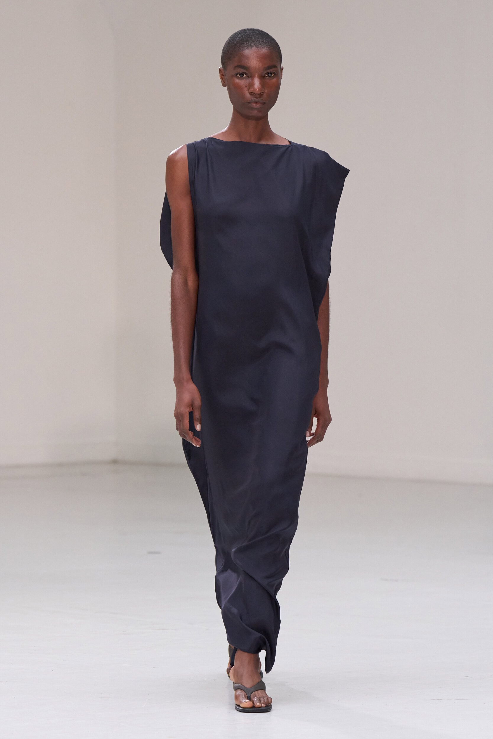Ruohan Spring 2027 Fashion Show