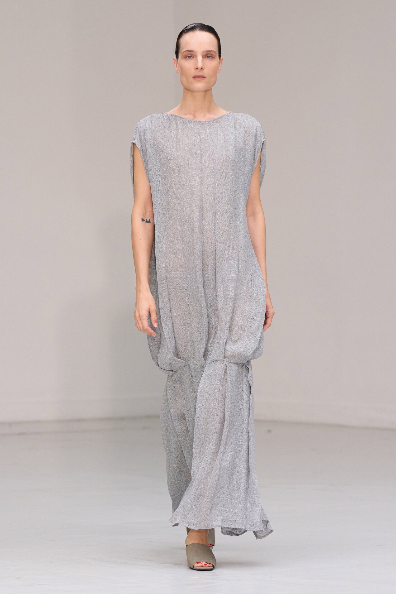 Ruohan Spring 2027 Fashion Show
