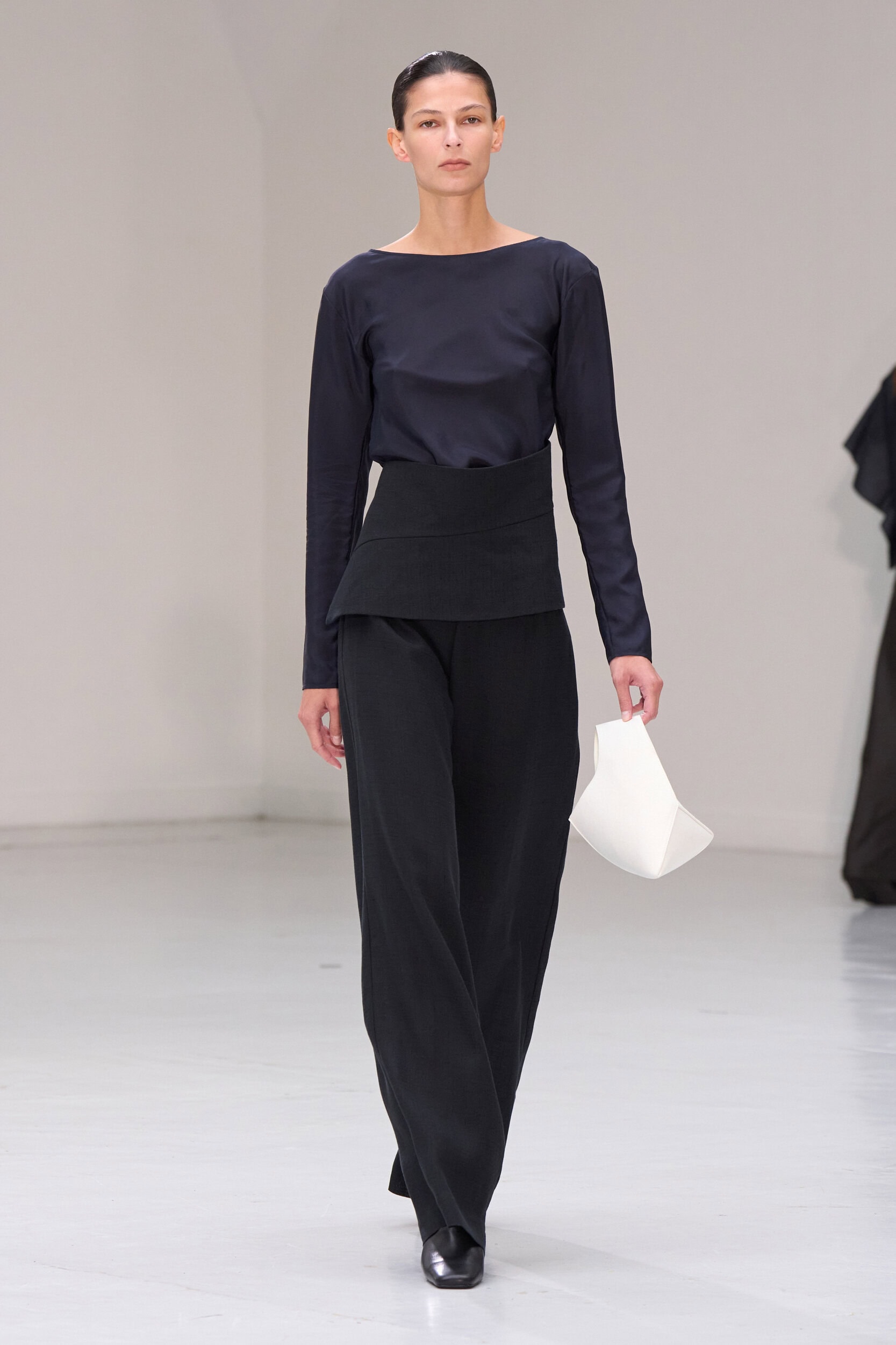 Ruohan Spring 2027 Fashion Show