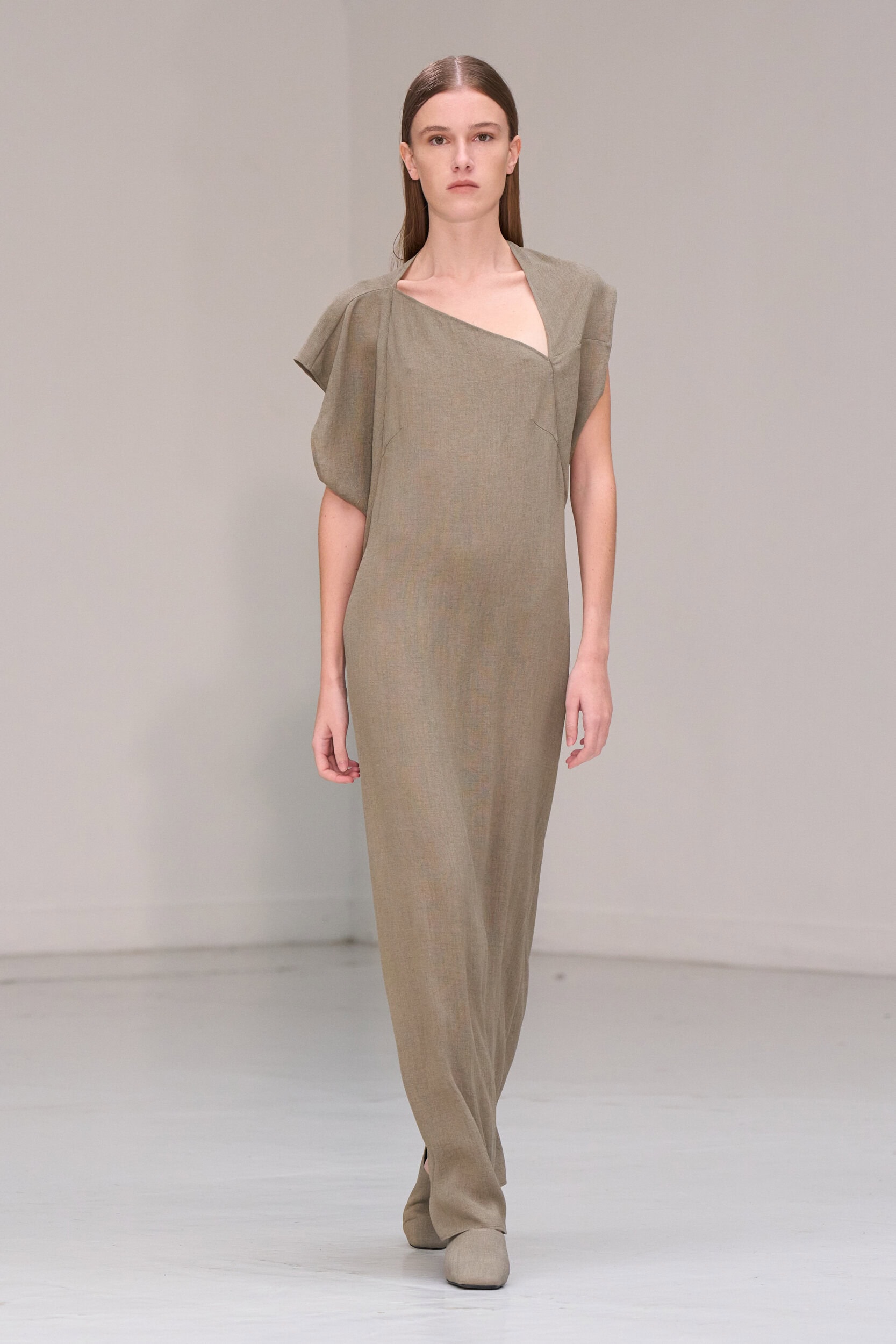 Ruohan Spring 2027 Fashion Show