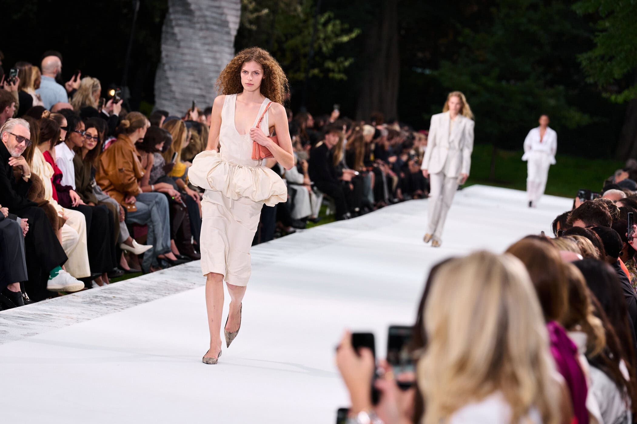 Stella Mccartney Spring 2027 Fashion Show Atmosphere