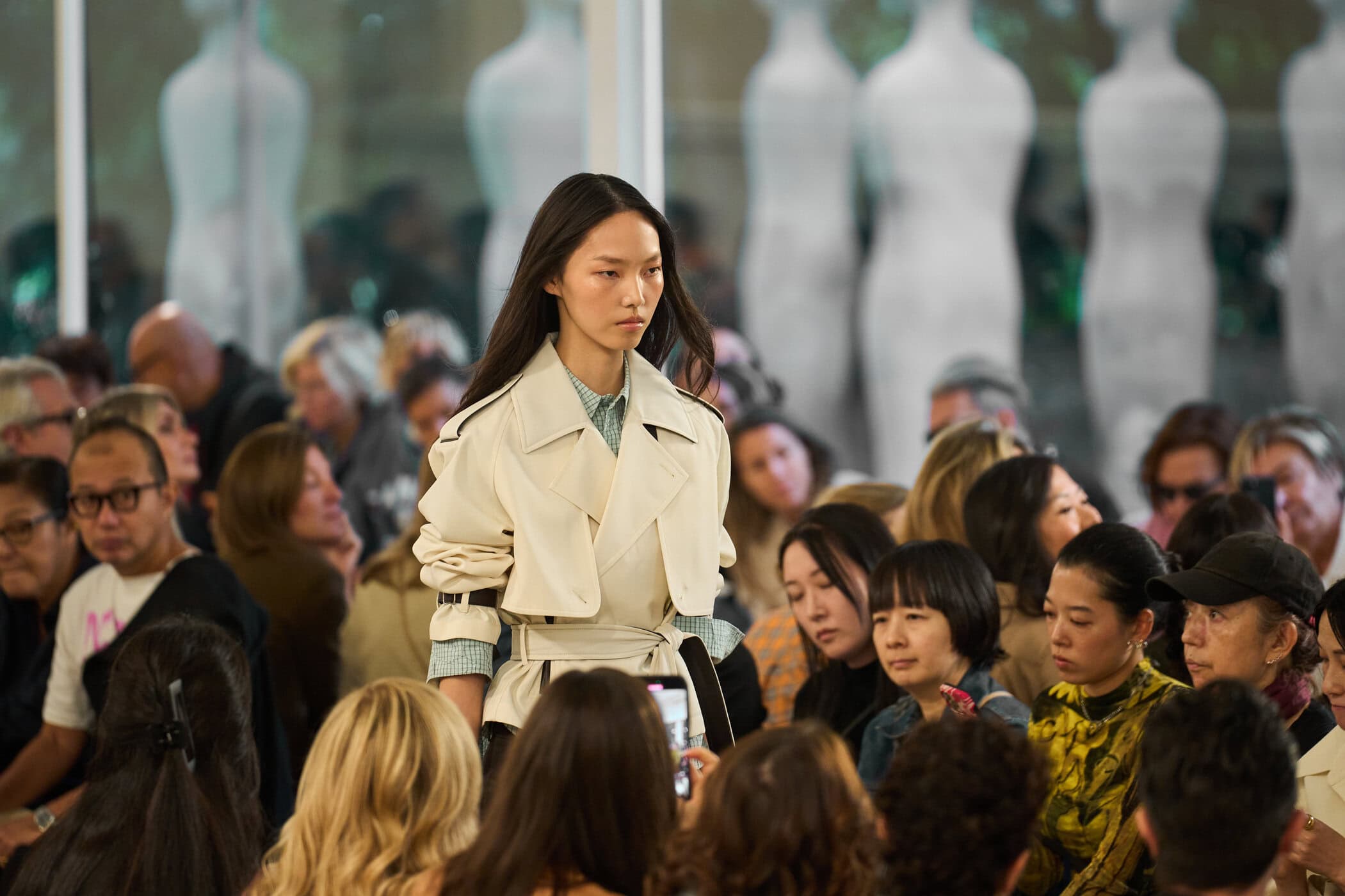 Tod S Spring 2027 Fashion Show Atmosphere