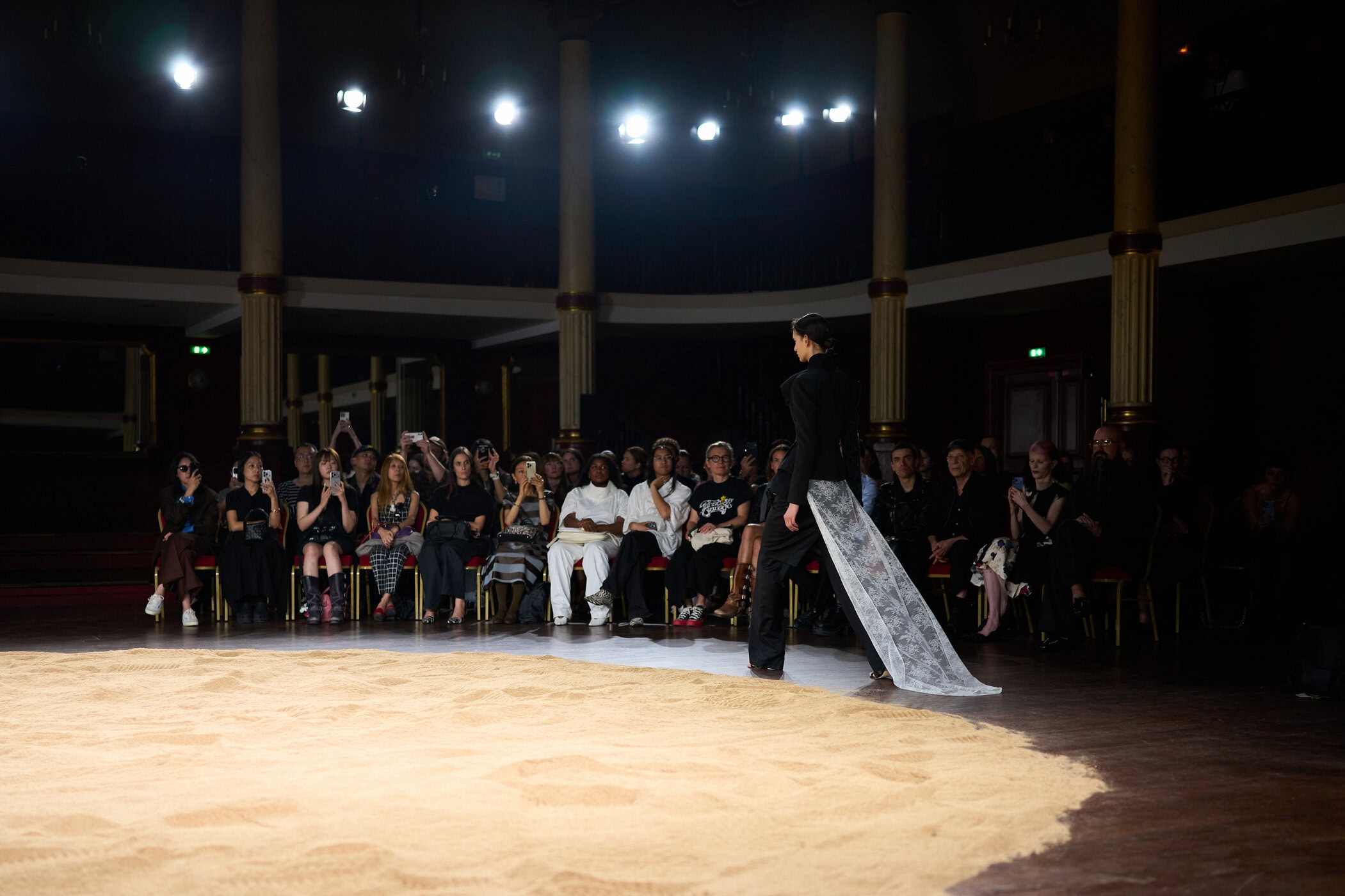 Torisheju Spring 2027 Fashion Show Atmosphere