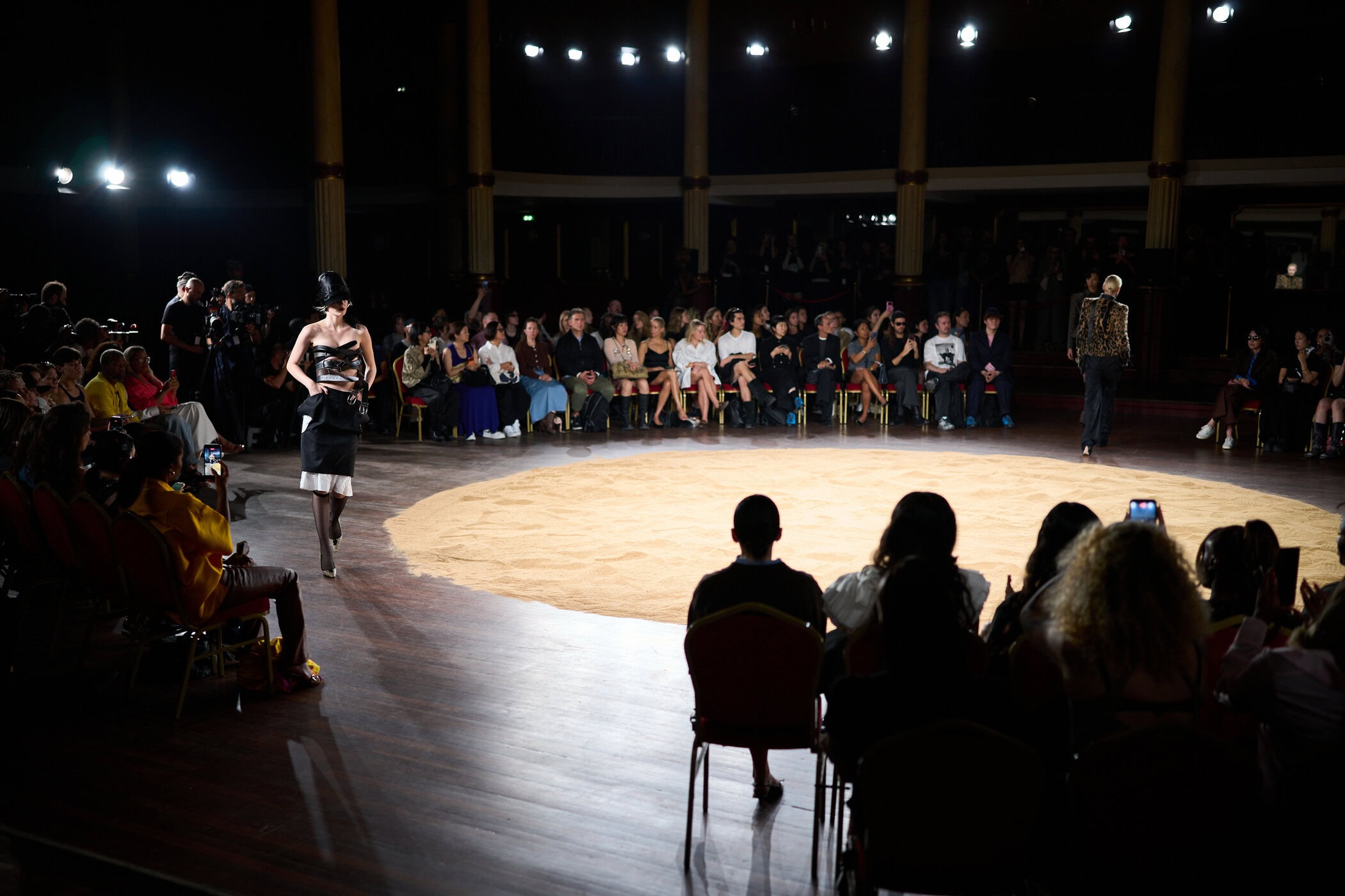 Torisheju Spring 2027 Fashion Show Atmosphere