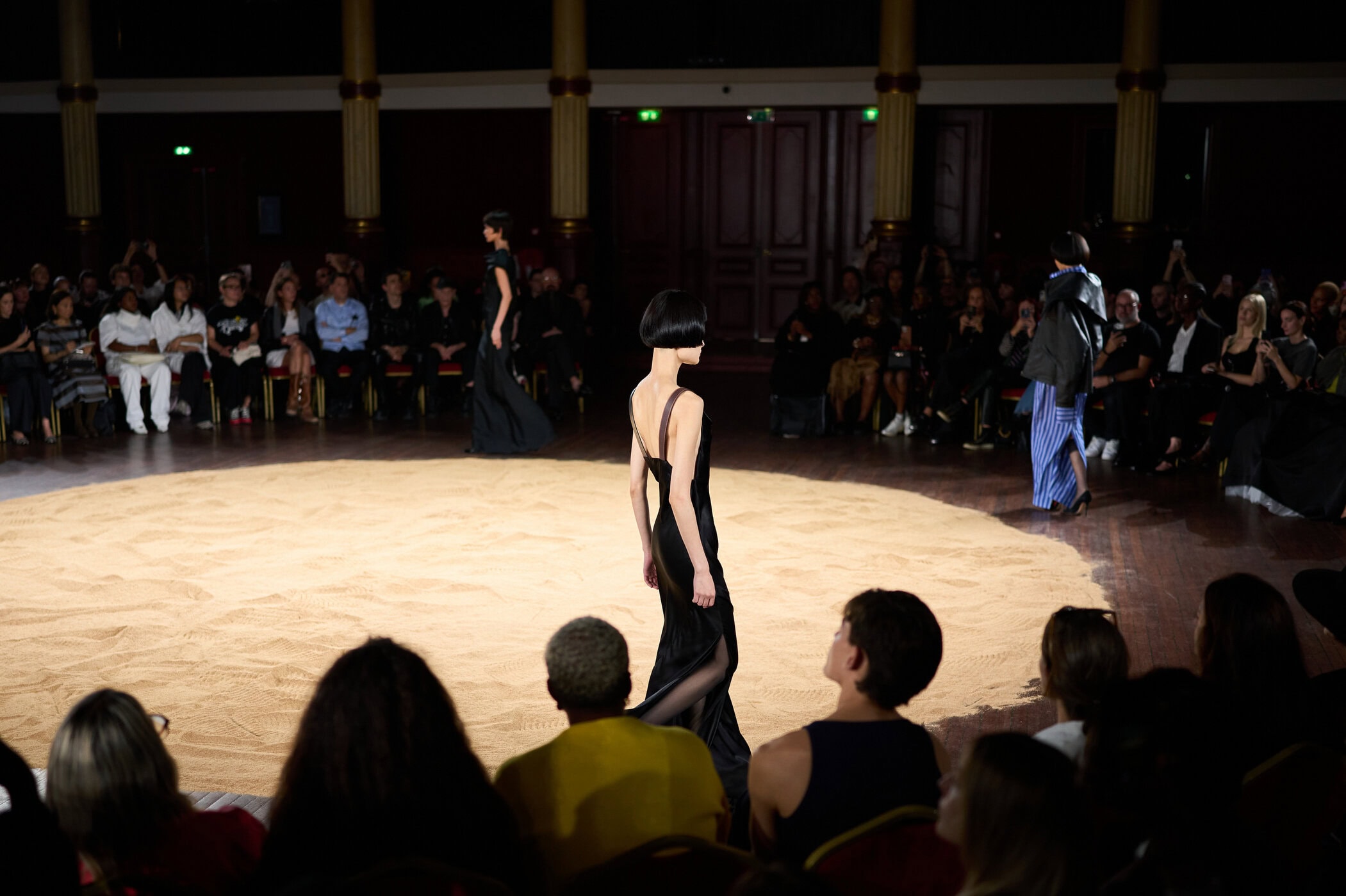 Torisheju Spring 2027 Fashion Show Atmosphere