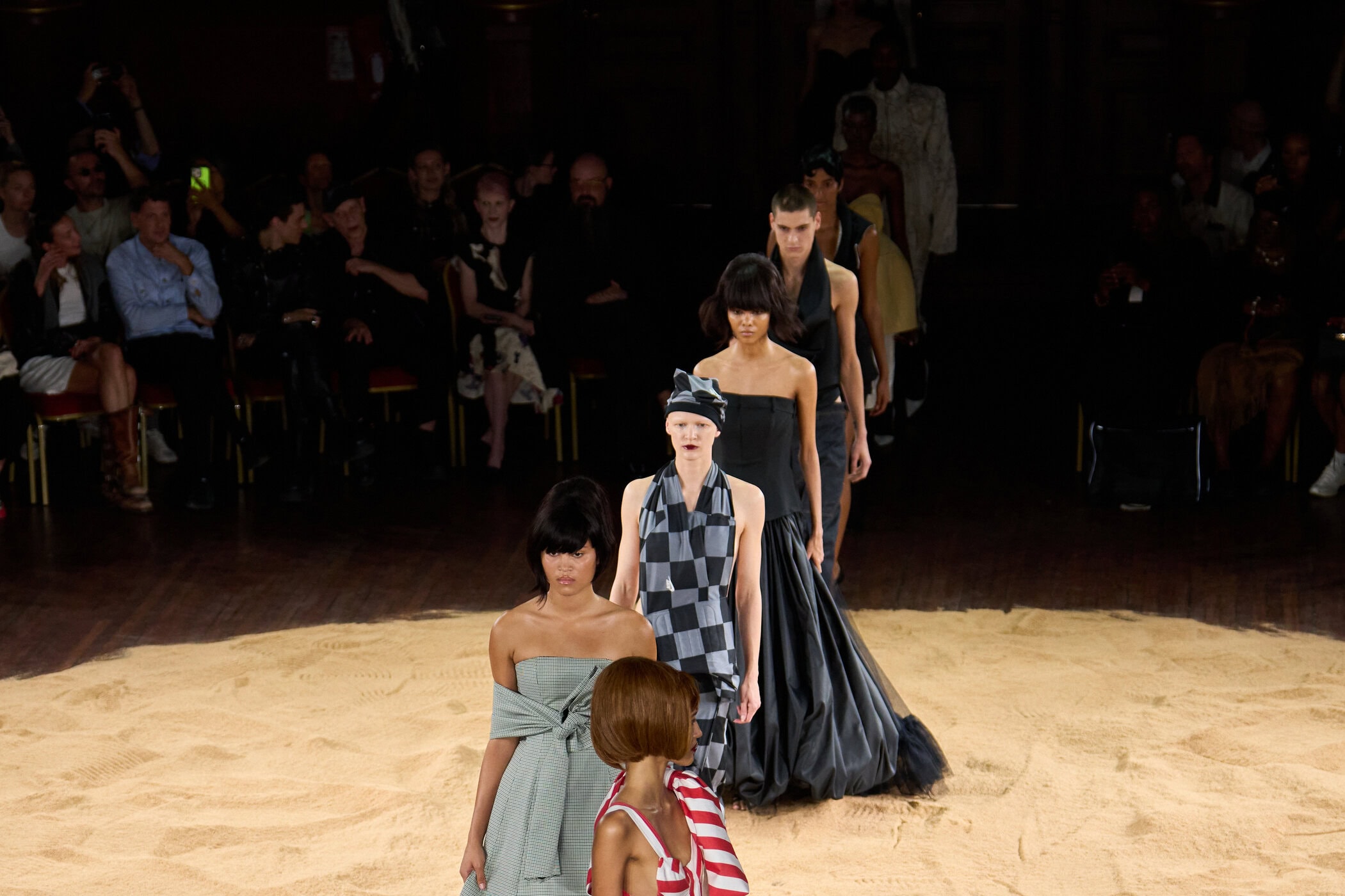 Torisheju Spring 2027 Fashion Show Atmosphere
