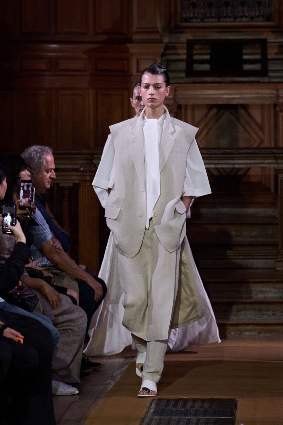 Uma Wang Spring 2027 Fashion Show Atmosphere | The Impression