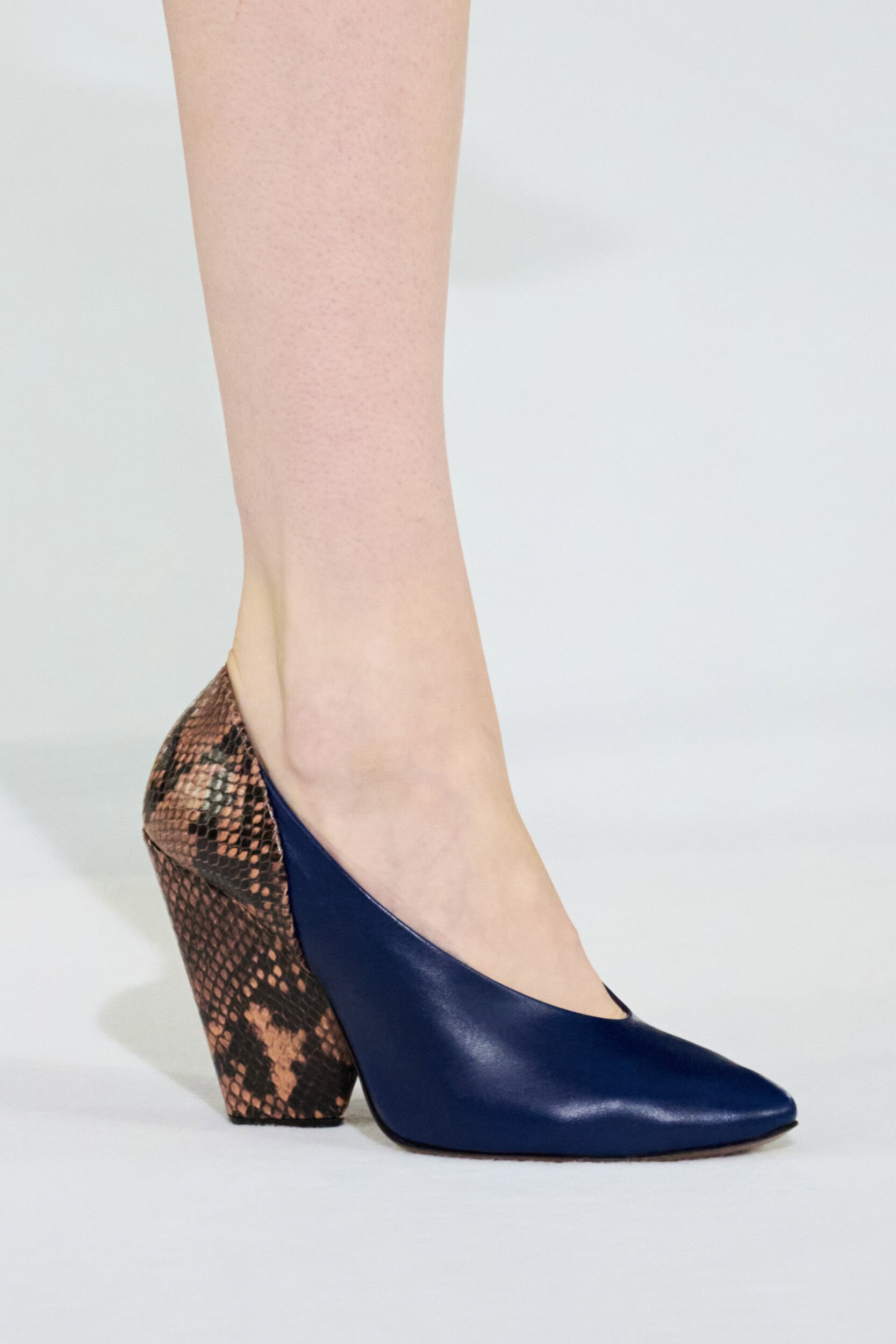 Dries Van Noten Spring 2027 Fashion Show Details