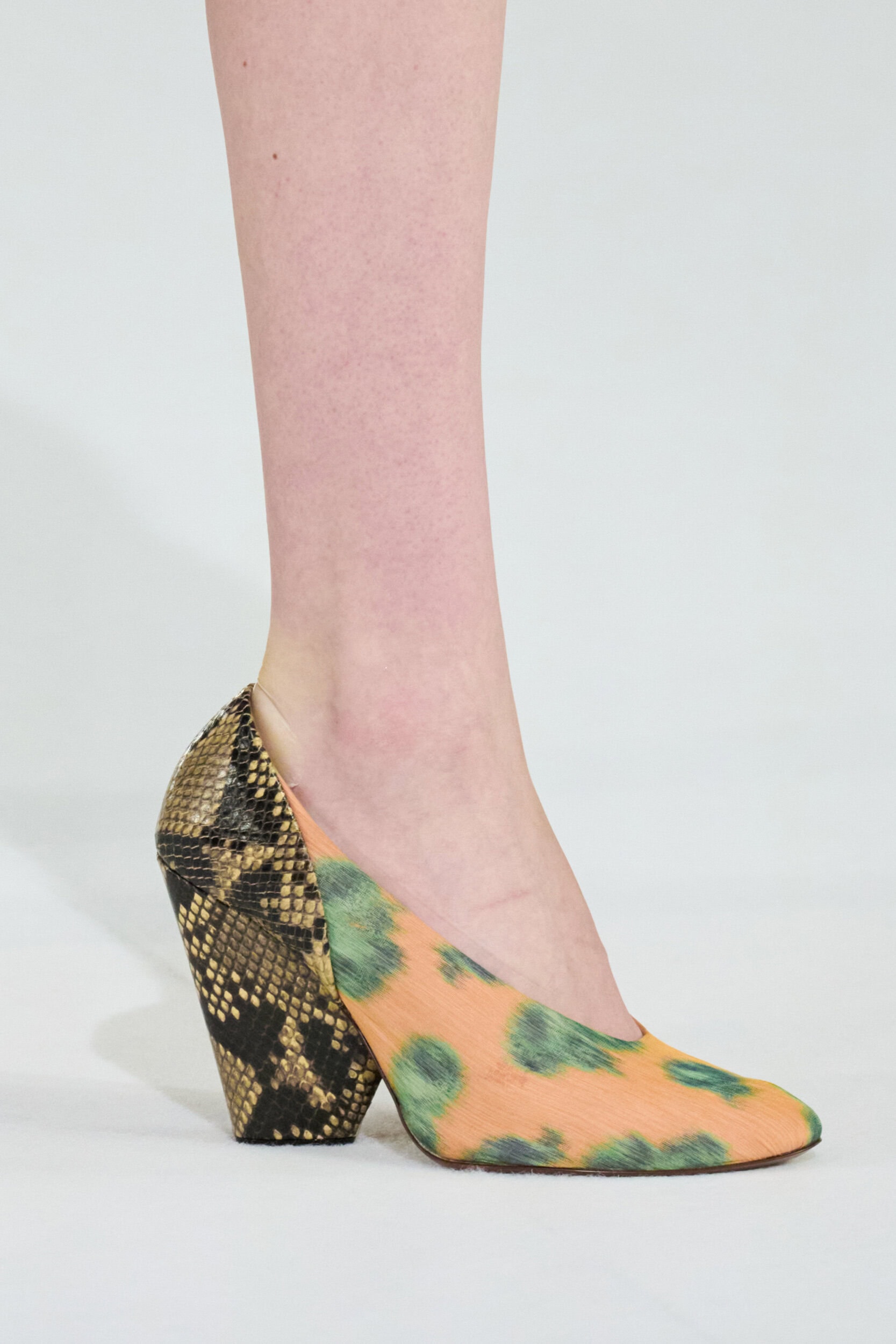 Dries Van Noten Spring 2027 Fashion Show Details