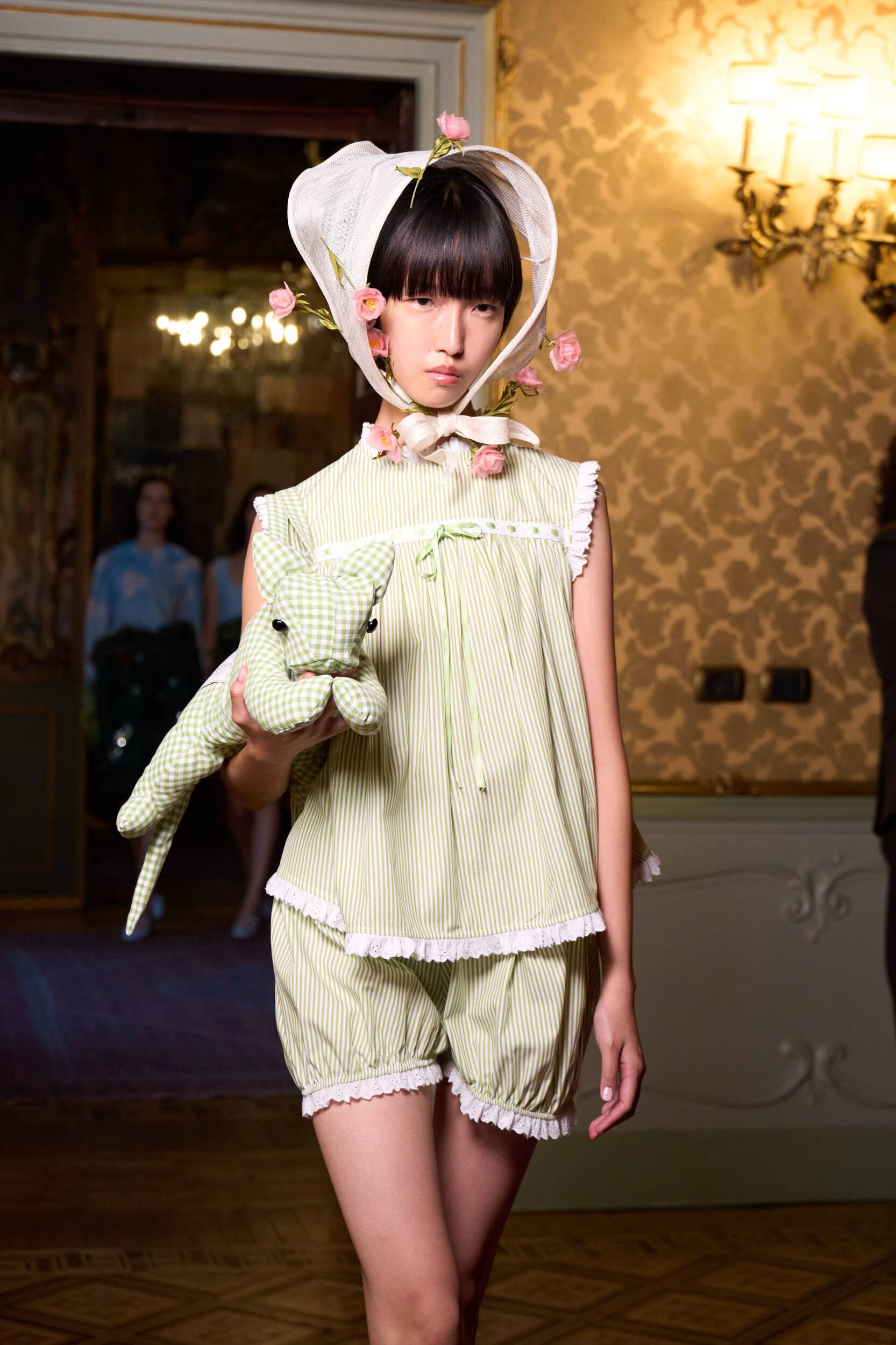 Venerdi Pomeriggio Spring 2027 Fashion Show Atmosphere