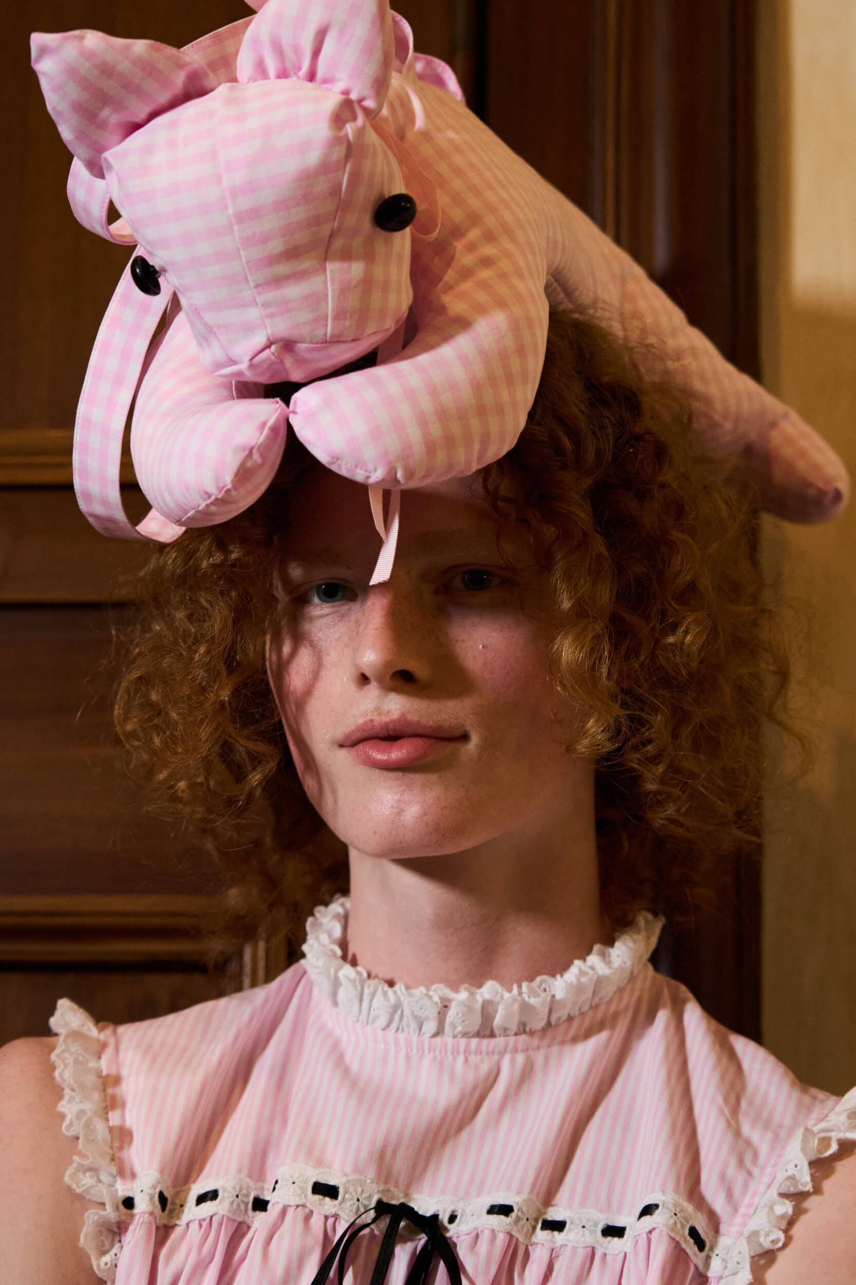 Venerdi Pomeriggio Spring 2027 Fashion Show Backstage