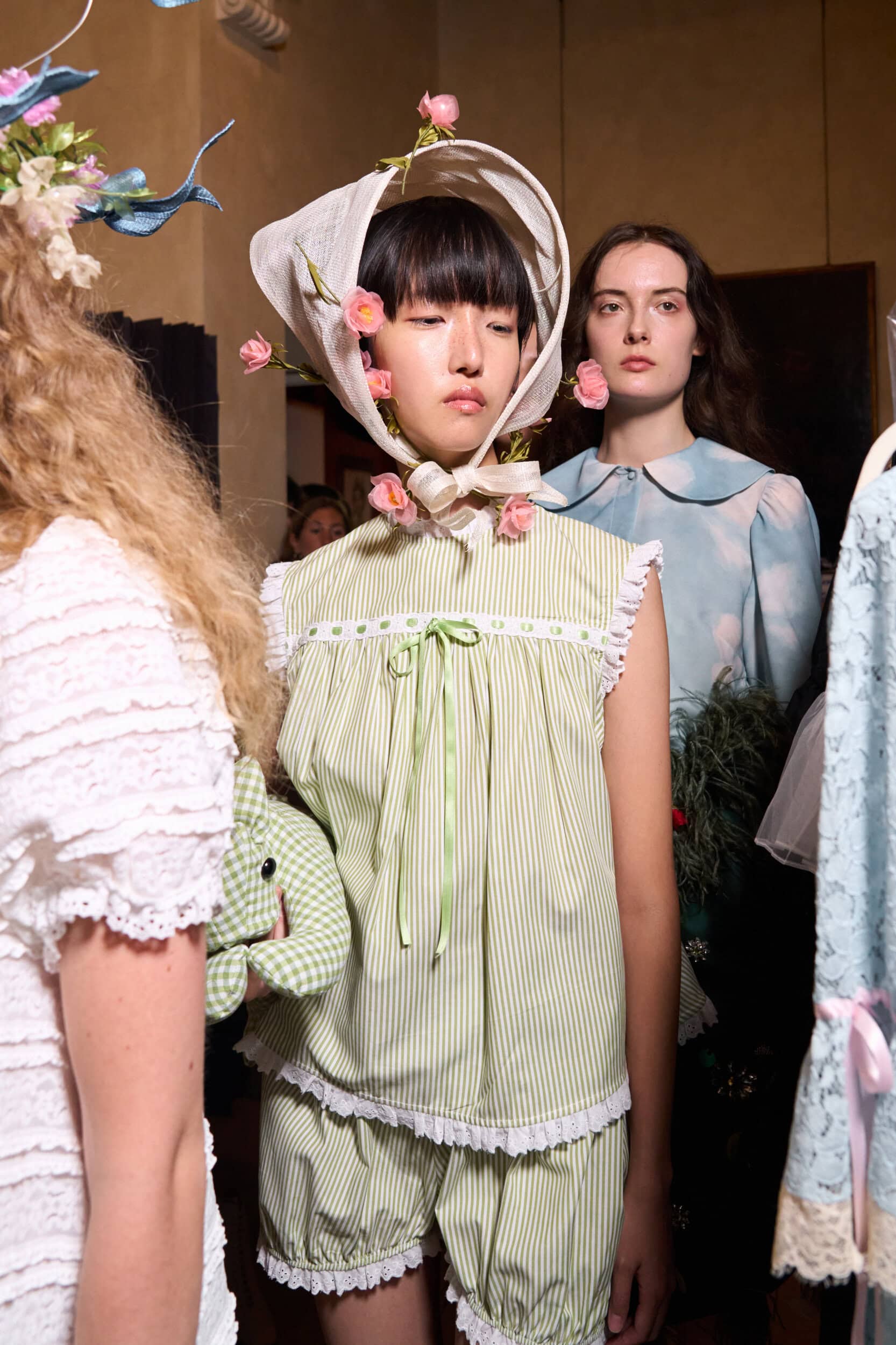 Venerdi Pomeriggio Spring 2027 Fashion Show Backstage