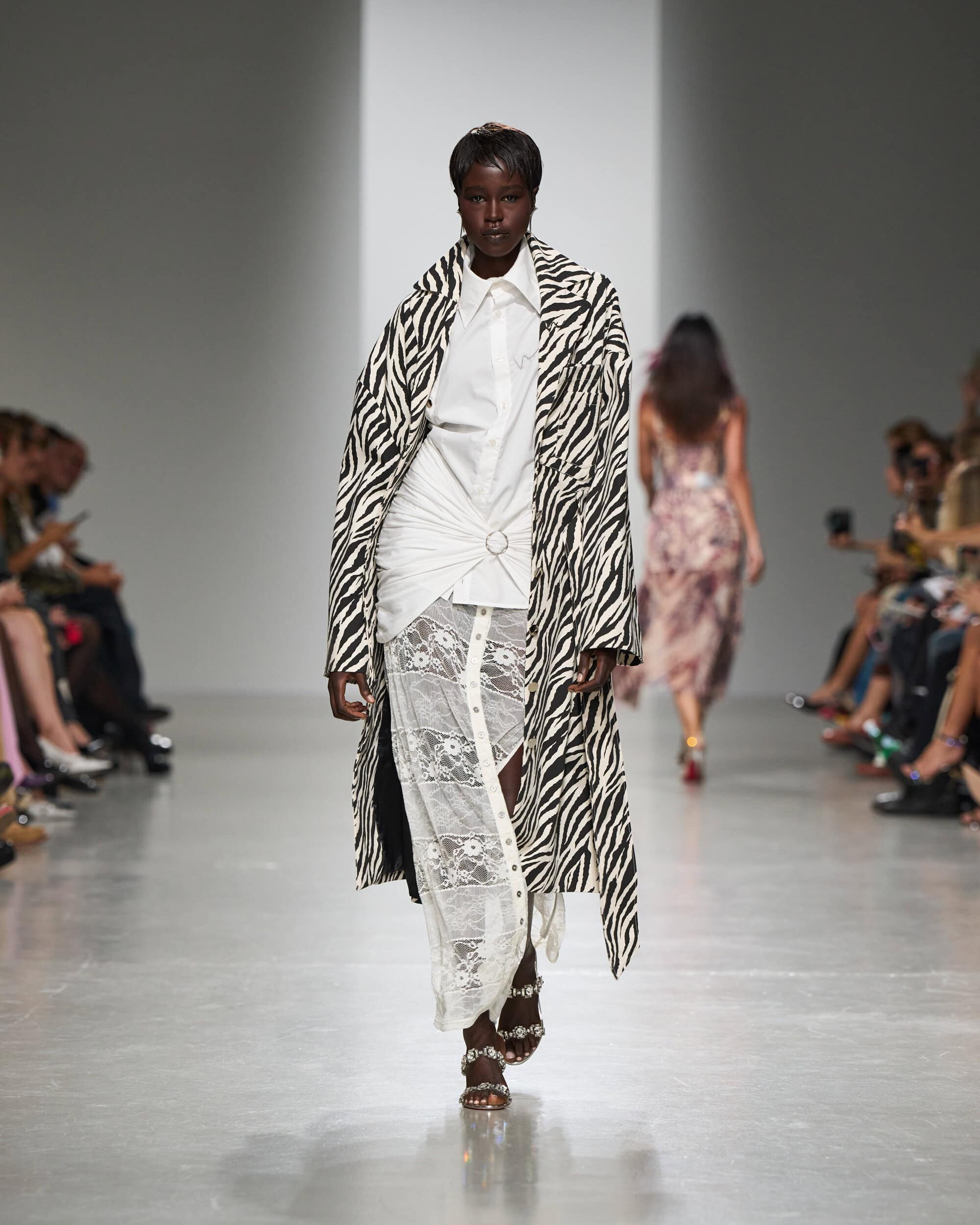 Weinsanto Spring 2027 Fashion Show