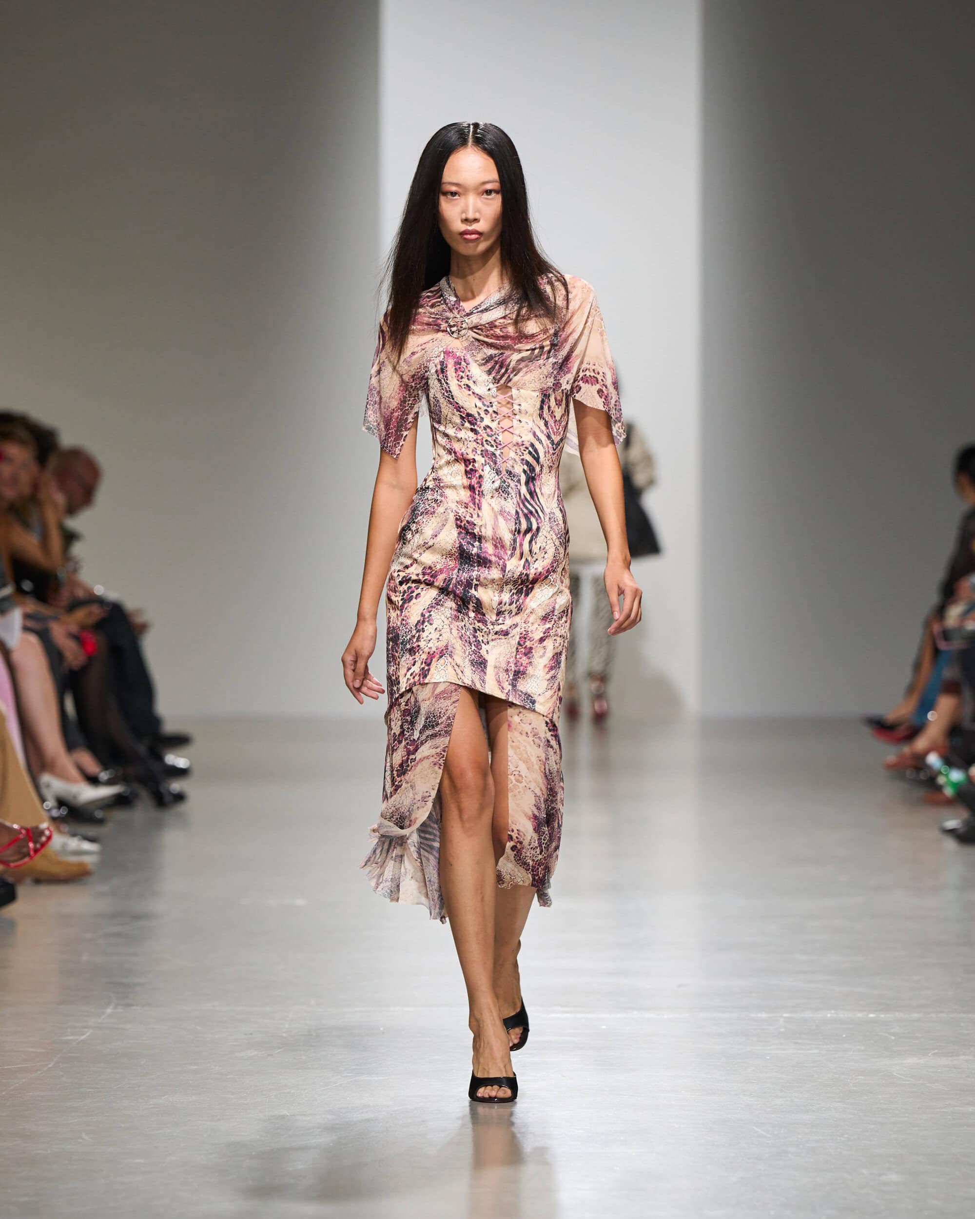 Weinsanto Spring 2027 Fashion Show