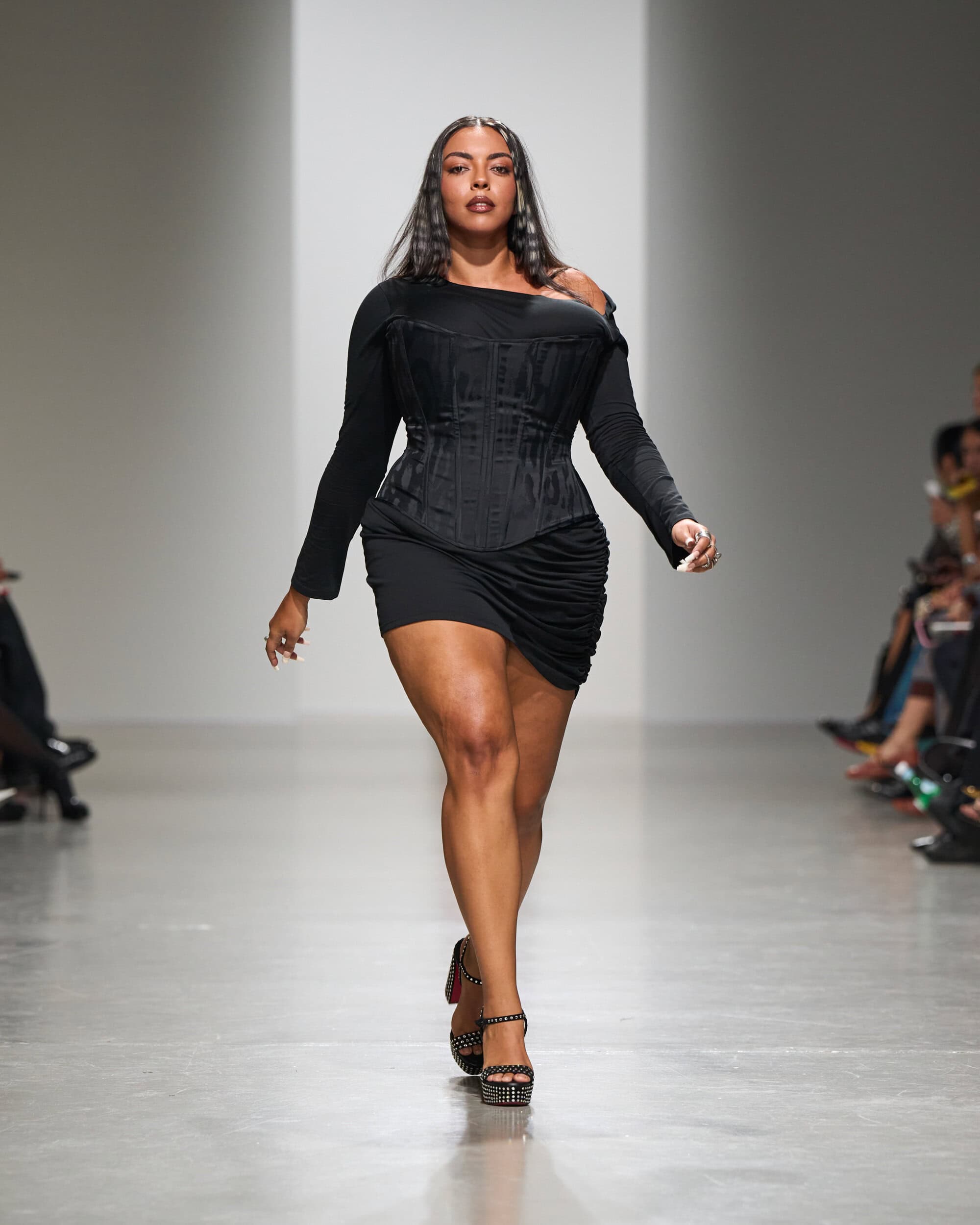 Weinsanto Spring 2027 Fashion Show
