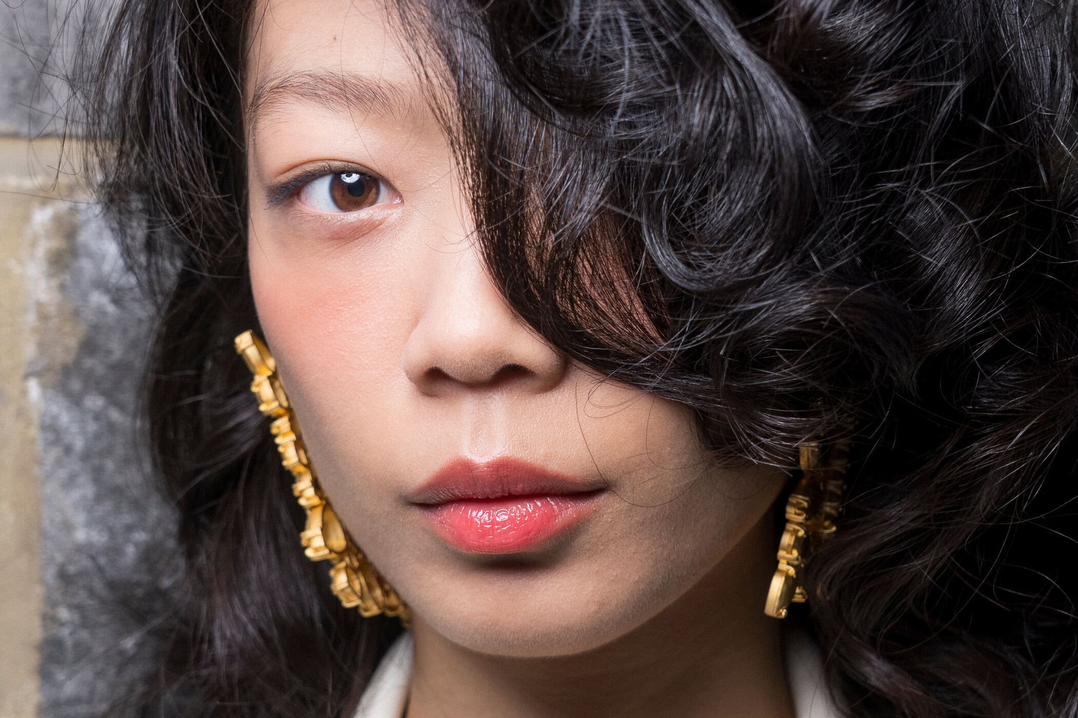 Yuhan Wang Spring 2027 Fashion Show Backstage