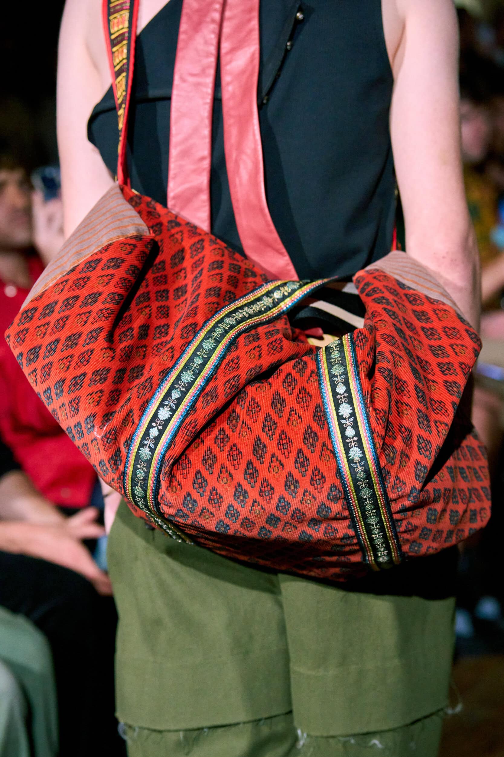 Zaldy Spring 2027 Fashion Show Details