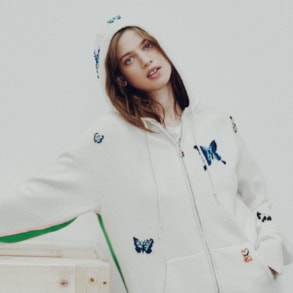 Barrie and Damien Hirst Bring Art to Cashmere