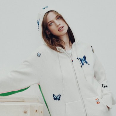 Barrie and Damien Hirst Bring Art to Cashmere